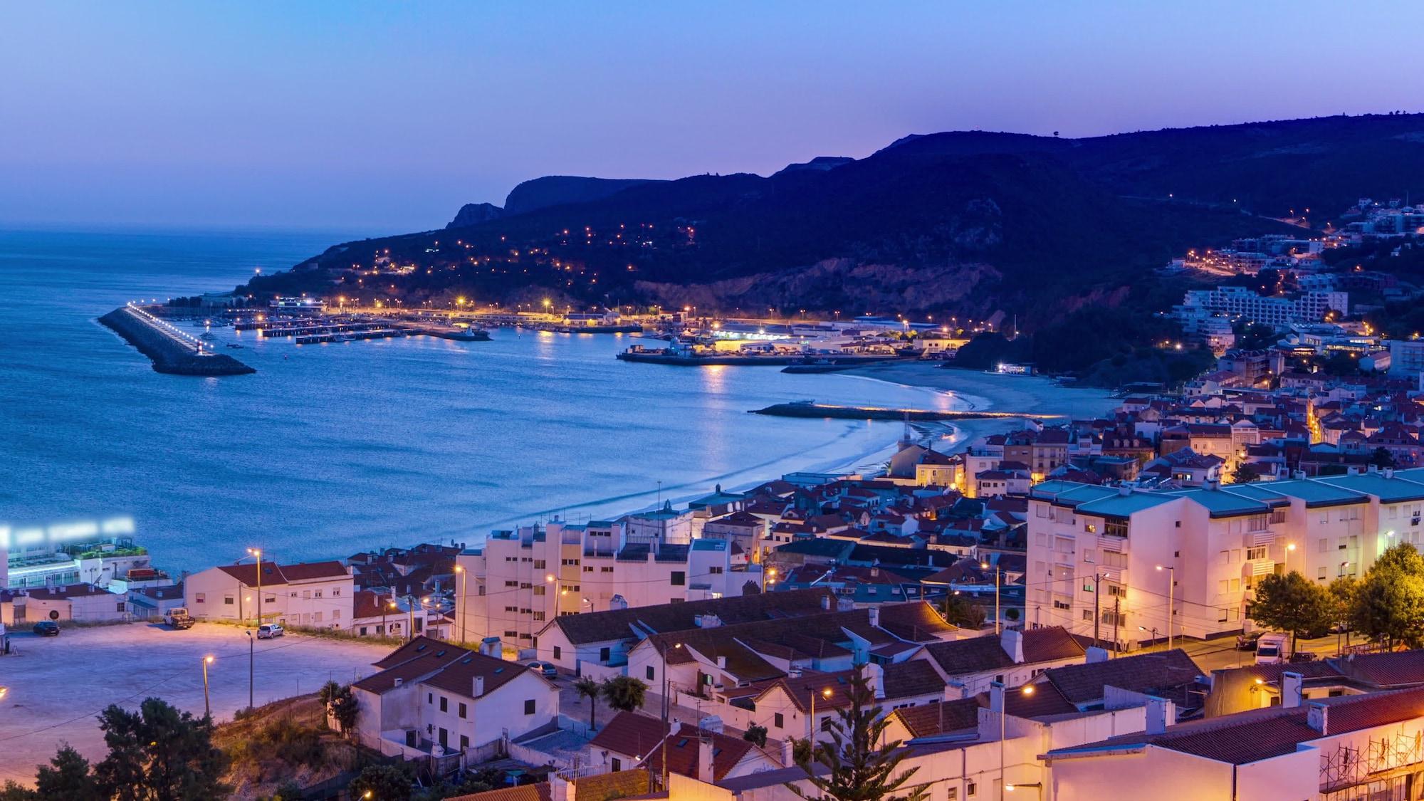 Vista Exterior Four Points by Sheraton Sesimbra