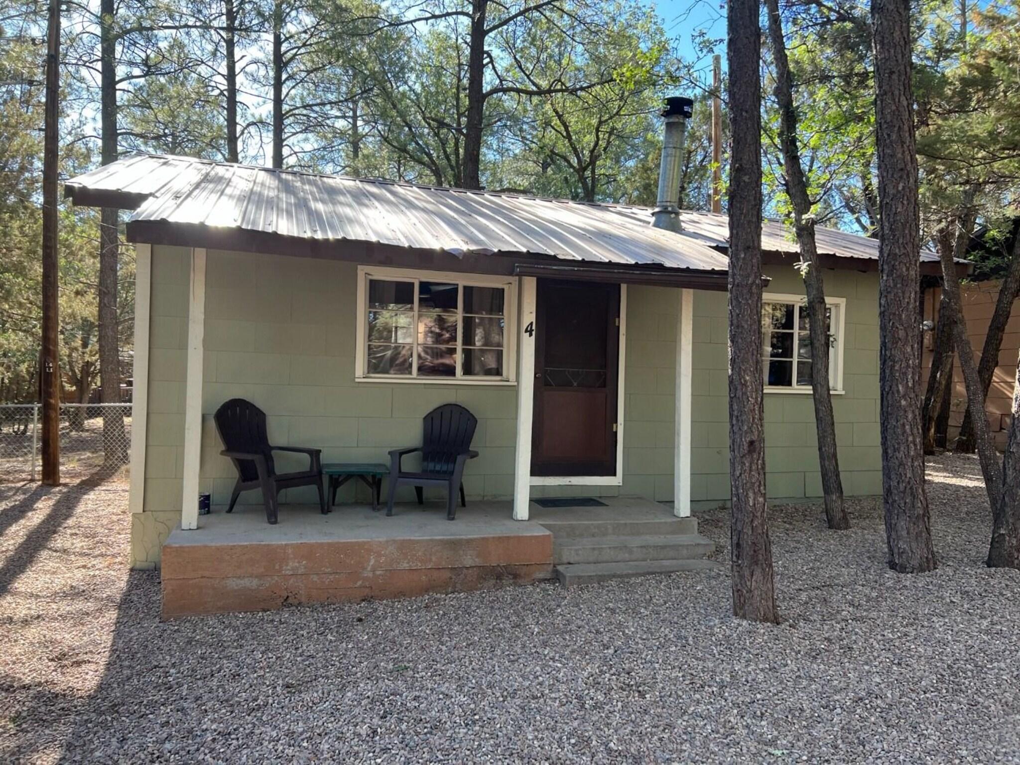 Varios Hidden Rest Cabins Resort