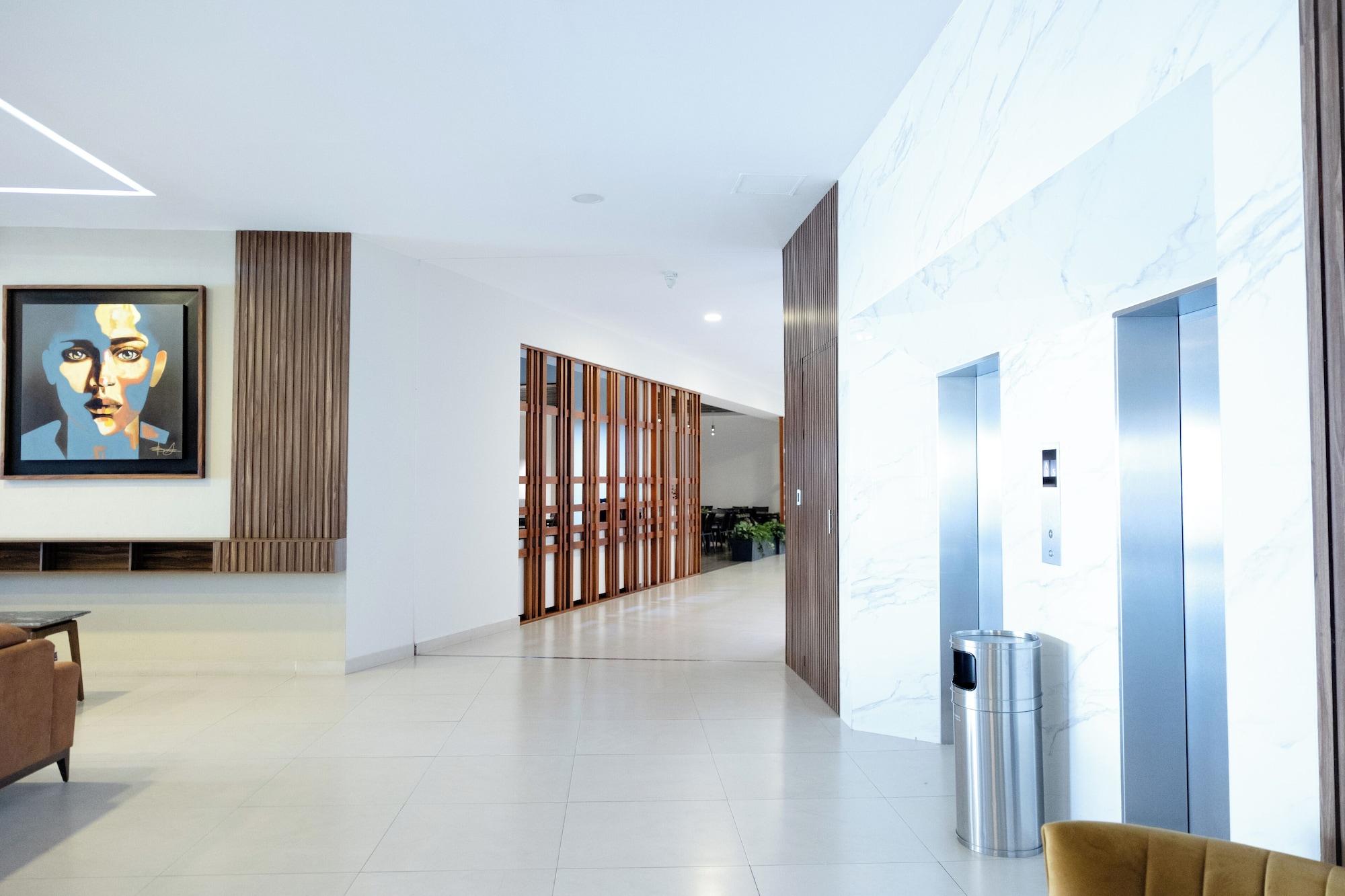 Varios Hotel Refugio