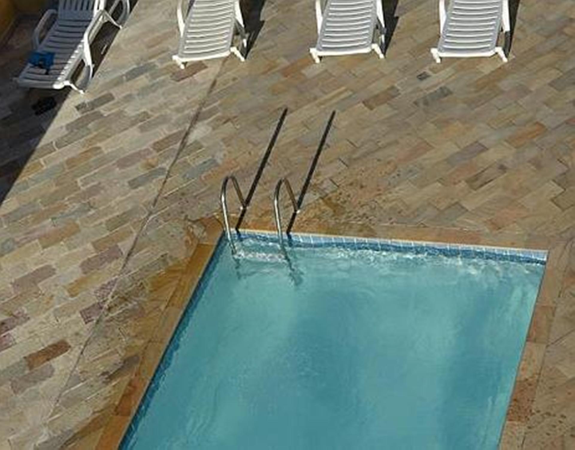 Vista Piscina Praia do Pontal Apart Hotel