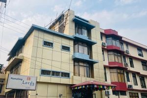 Alojamiento - Pemaling Lords Eco Inn Guwahati