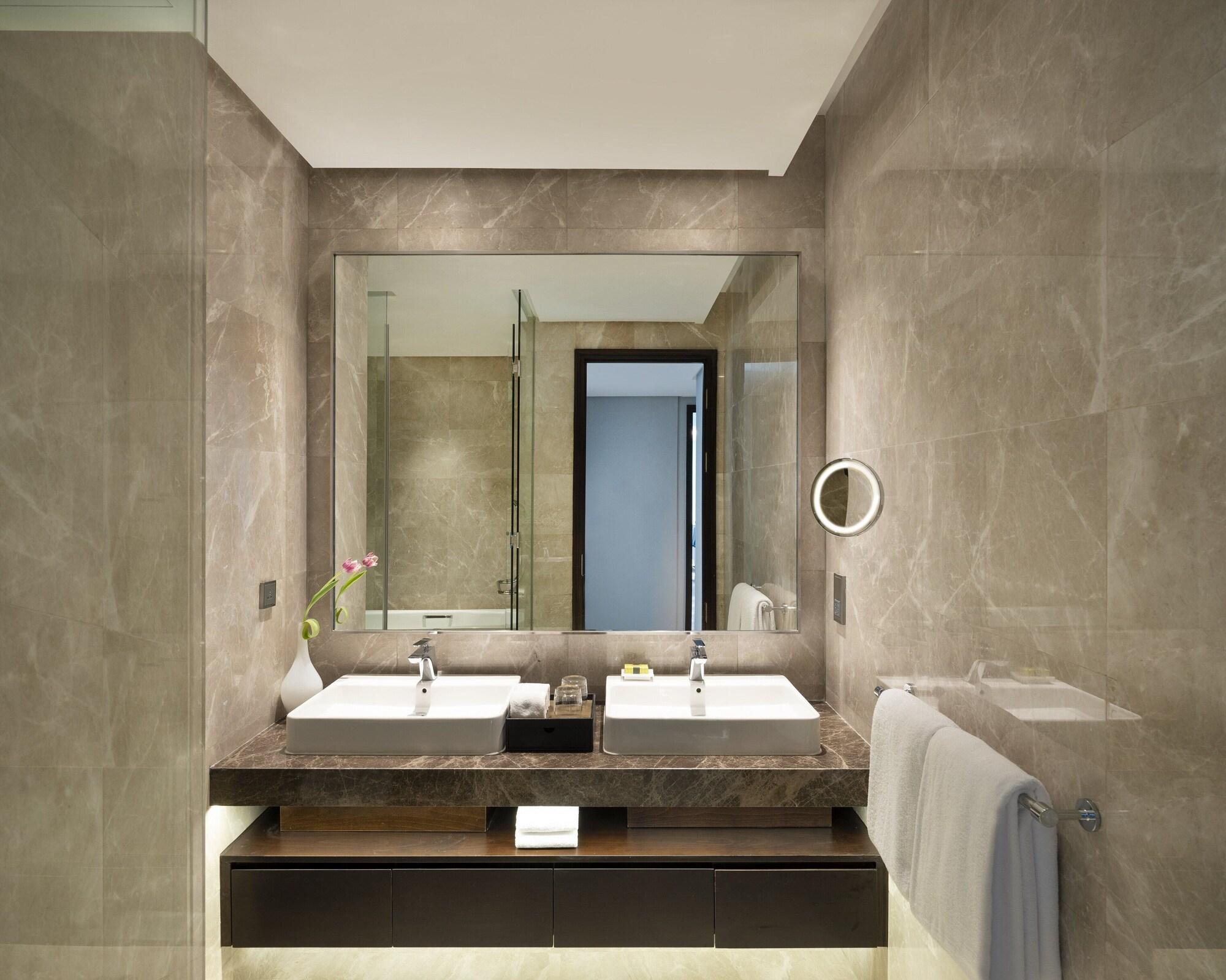 Equipamiento de Habitación Intercontinental Residence Pondok Indah by IHG