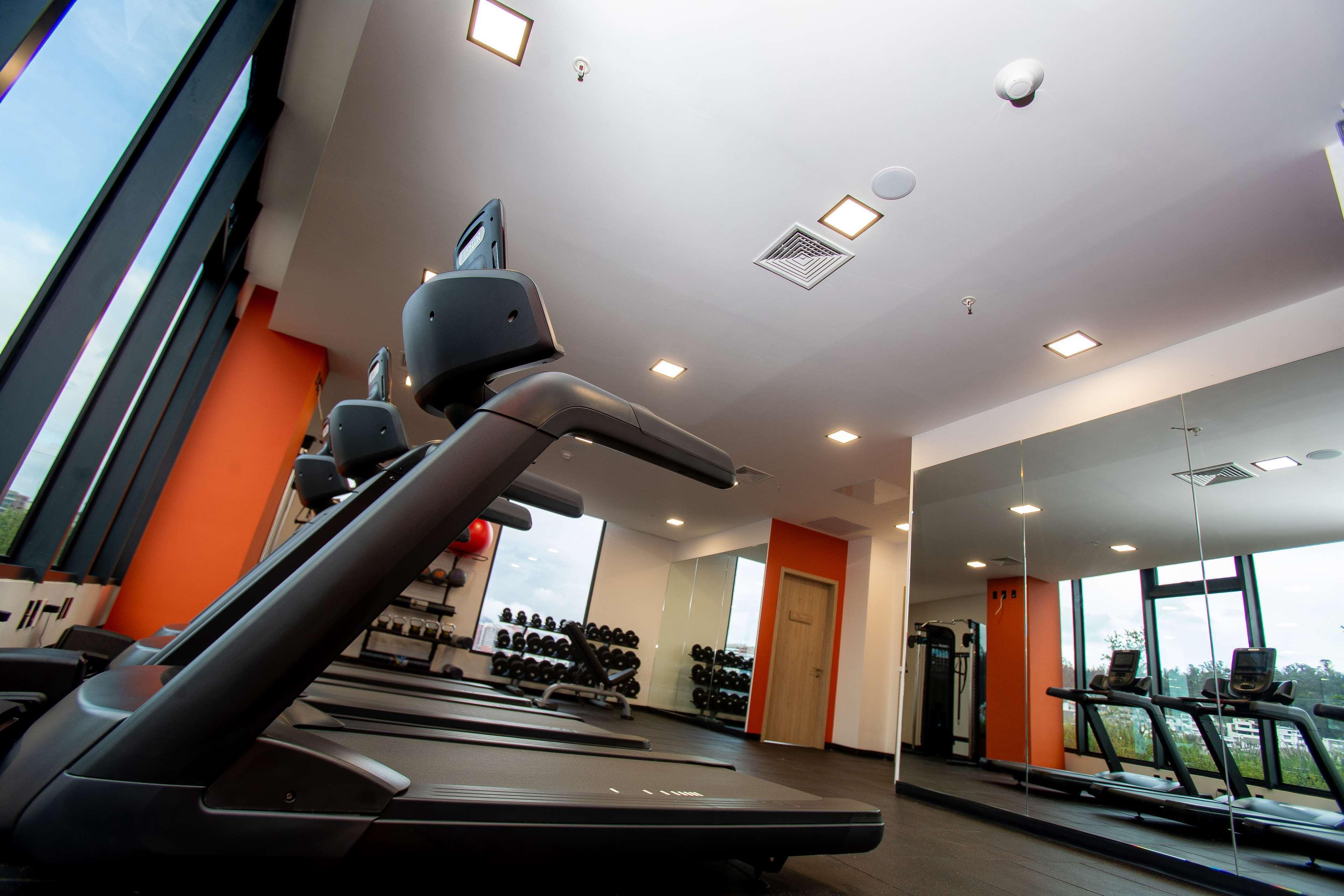 Gimnasio Hampton By Hilton Quito La Carolina Park