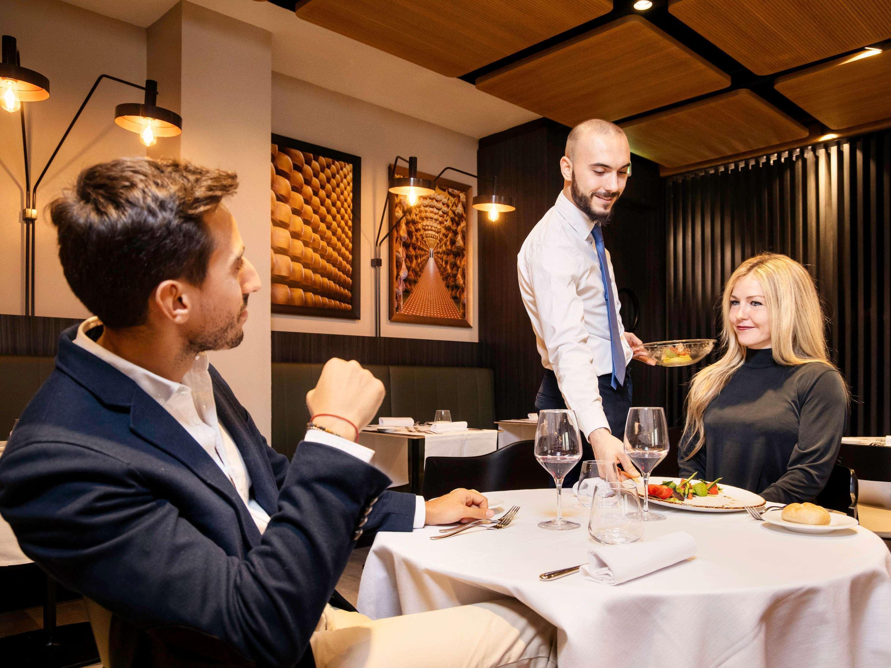 Restaurant Novotel Parma Centro