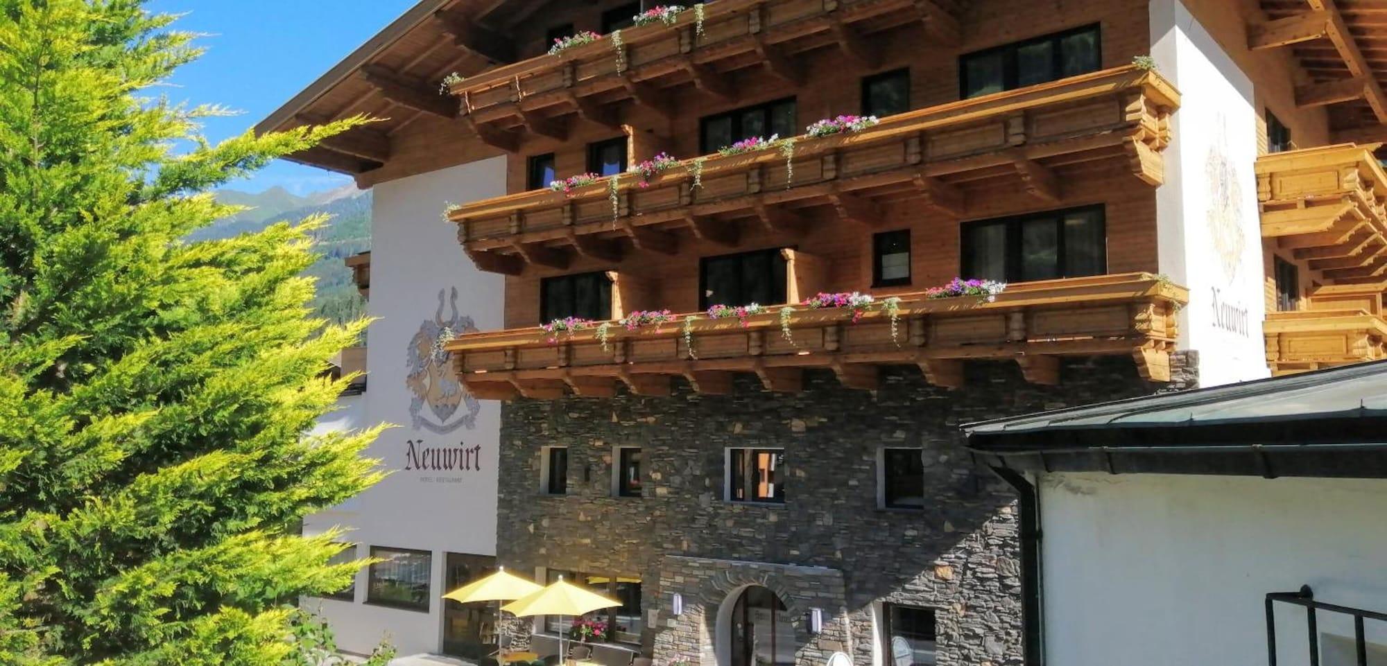 Vista Exterior Hotel Neuwirt