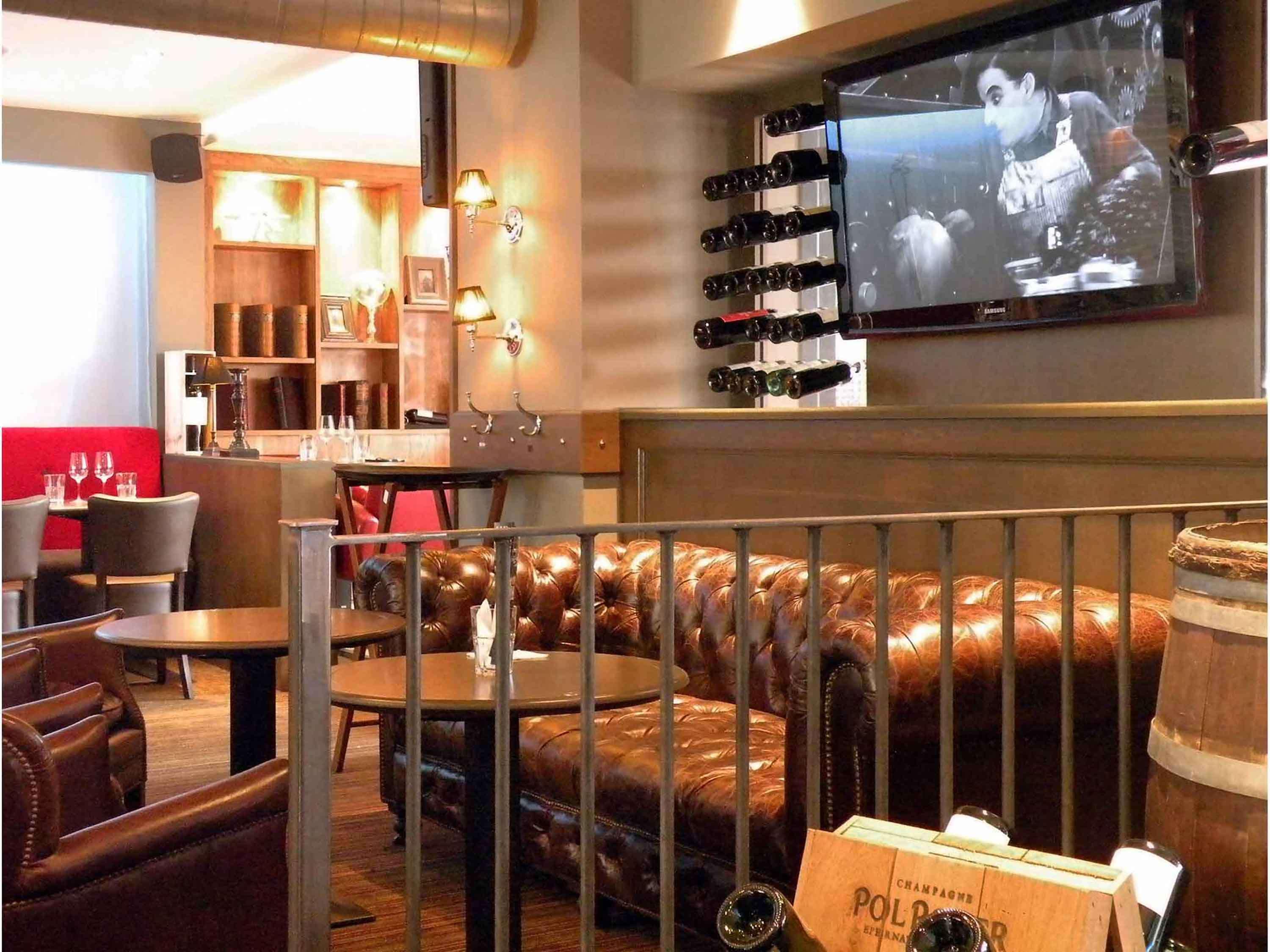 Bar/Salón Mercure Paris 19 Philharmonie La Villette