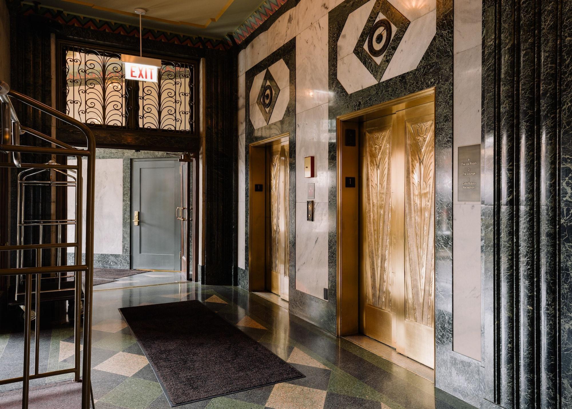 Vista Lobby The Robey, Chicago, a Member of Design Hotels