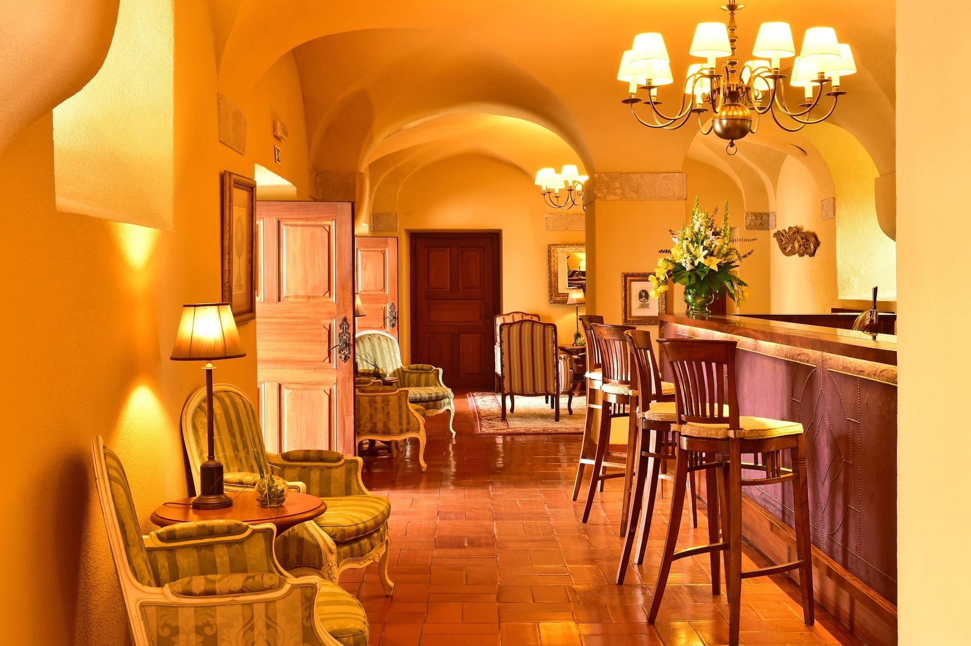 Bar/Salón Pousada Castelo de Palmela - Historic Hotel