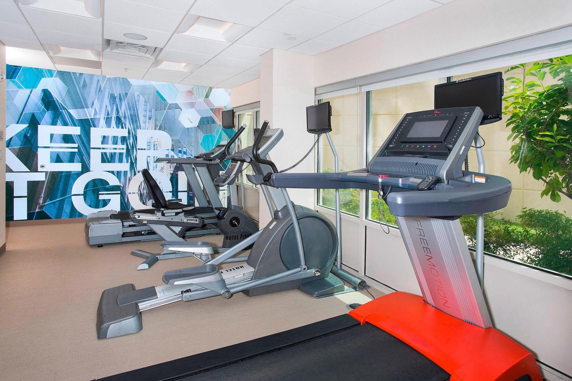 Gimnasio SpringHill Suites by Marriott Fairfax Fair Oaks