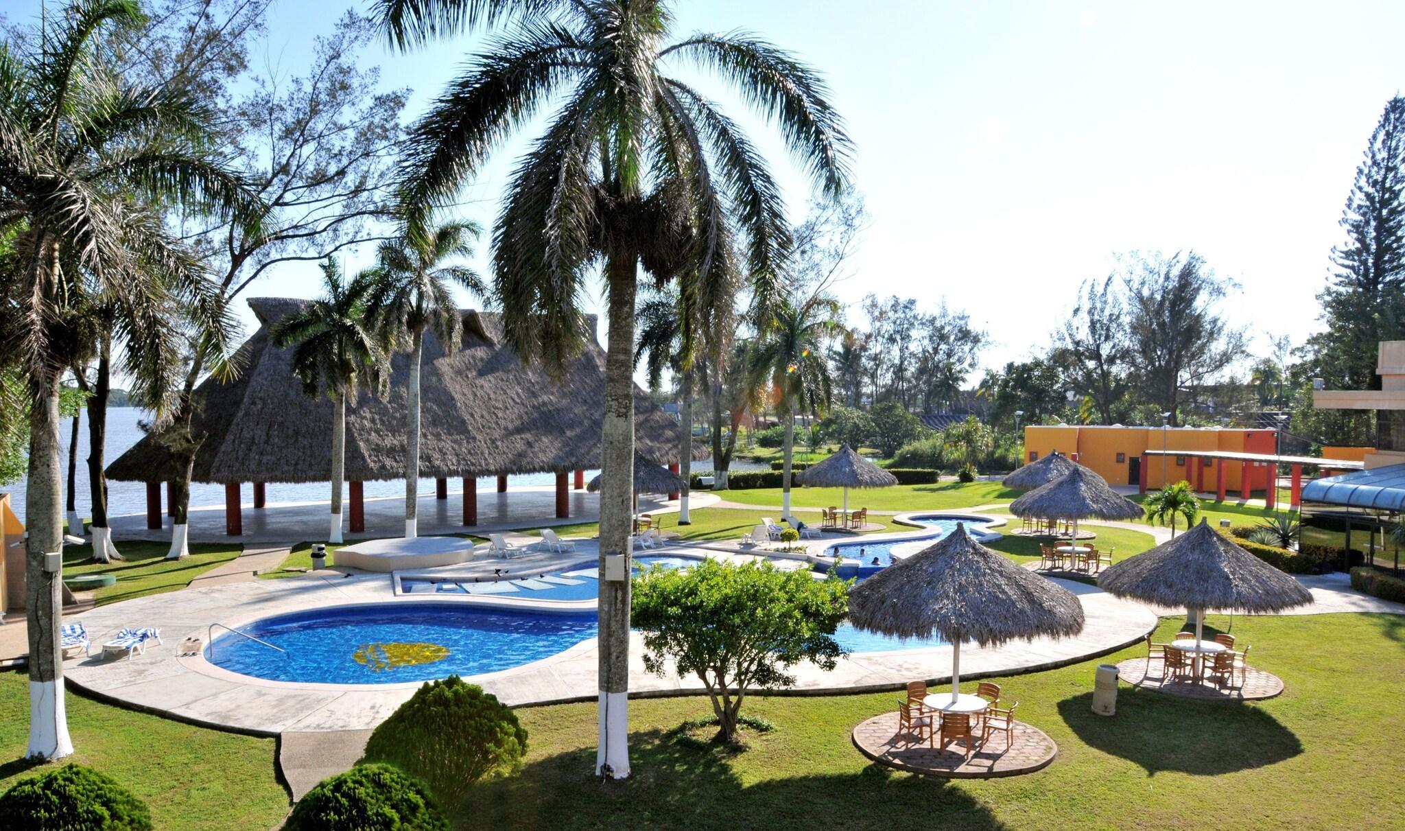 Vista Exterior Hotel Terranova