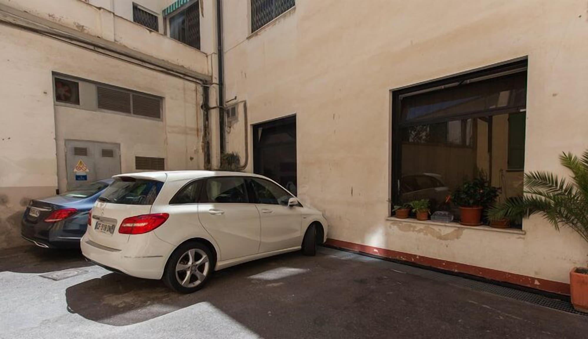 Vista Exterior Hotel Belle Epoque