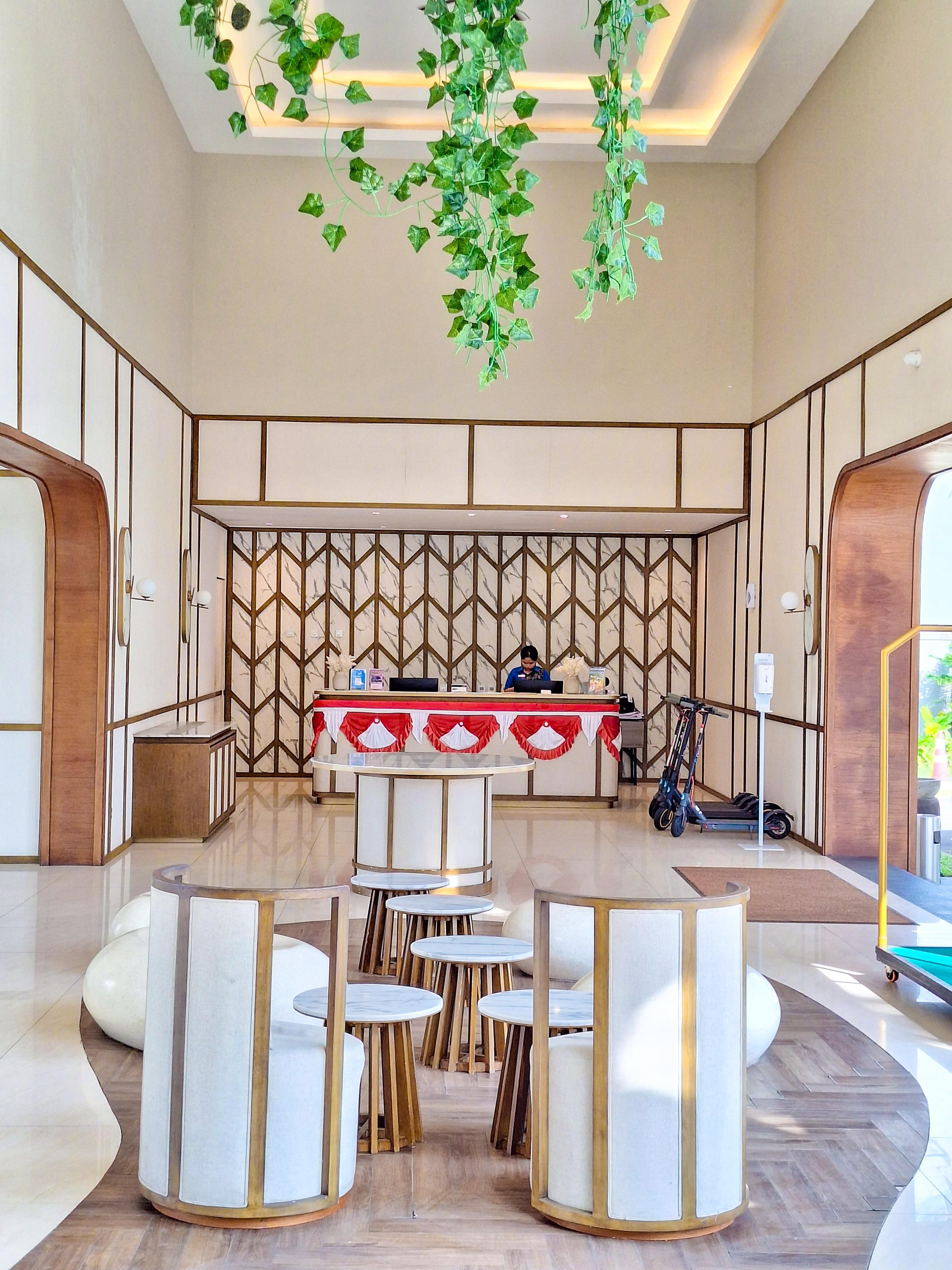 Vista Lobby The Allure Villas Managed by Sahid