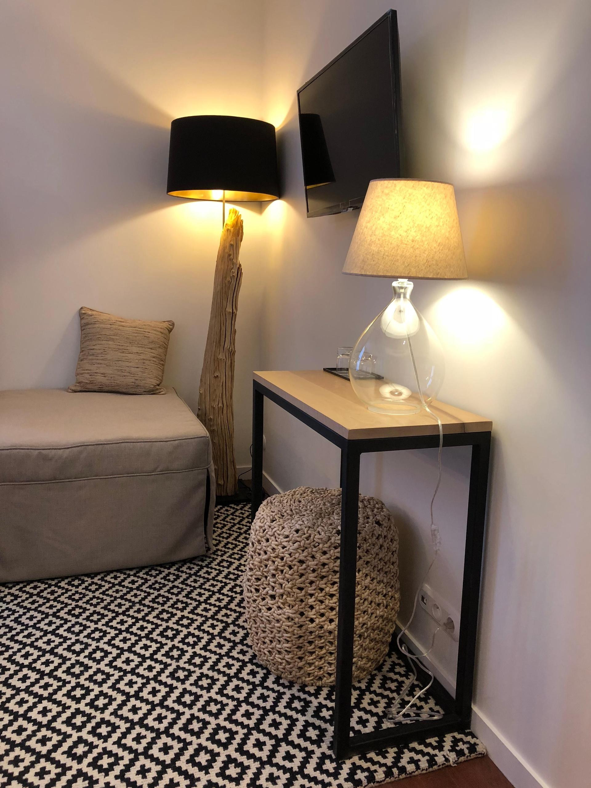 Vista Lobby New Hotel le Voltaire