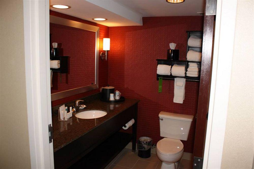 Equipamiento de Habitación Hampton Inn Columbus-International Airport