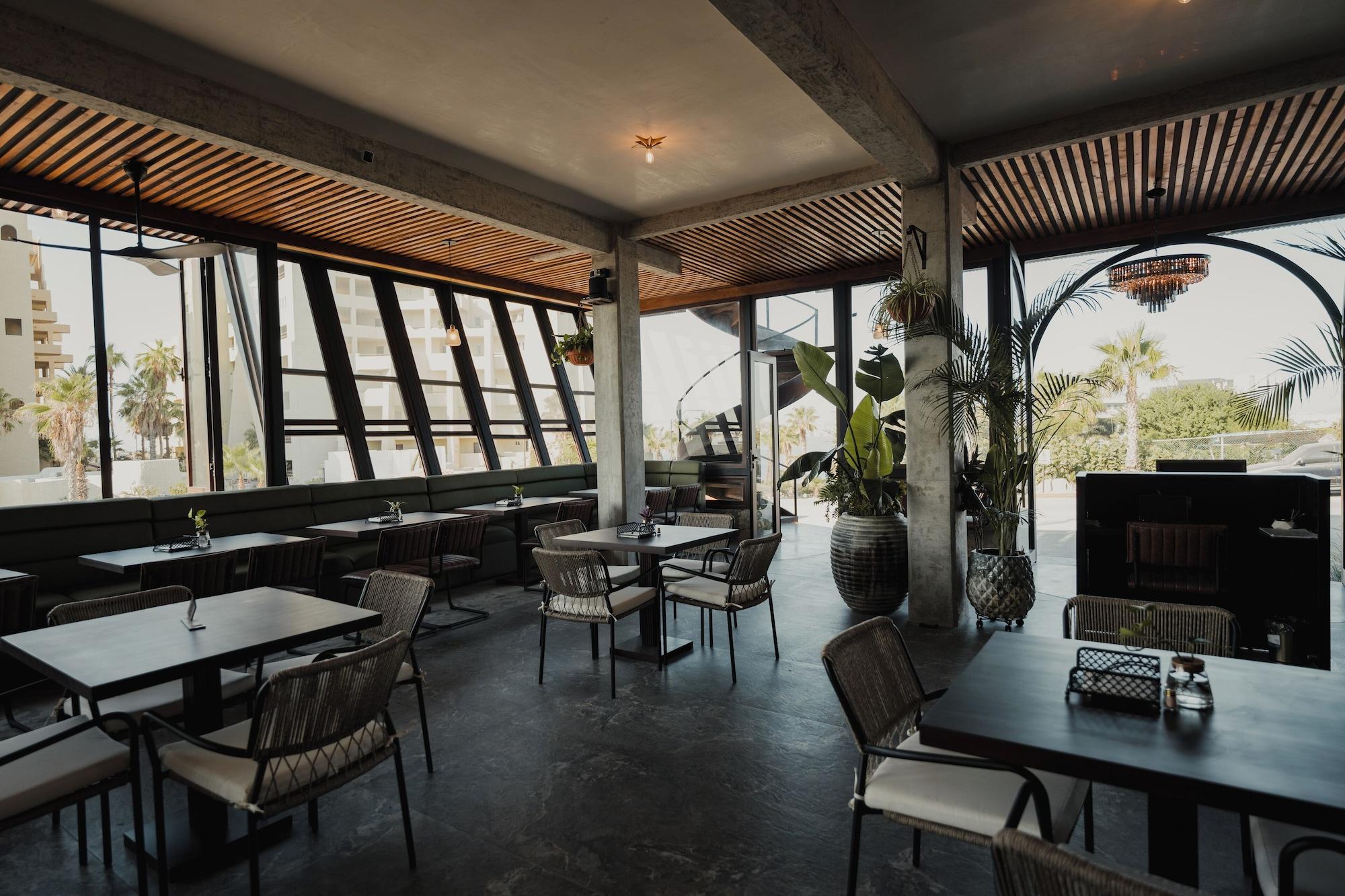 Restaurant Sunrock Hotel and Suites