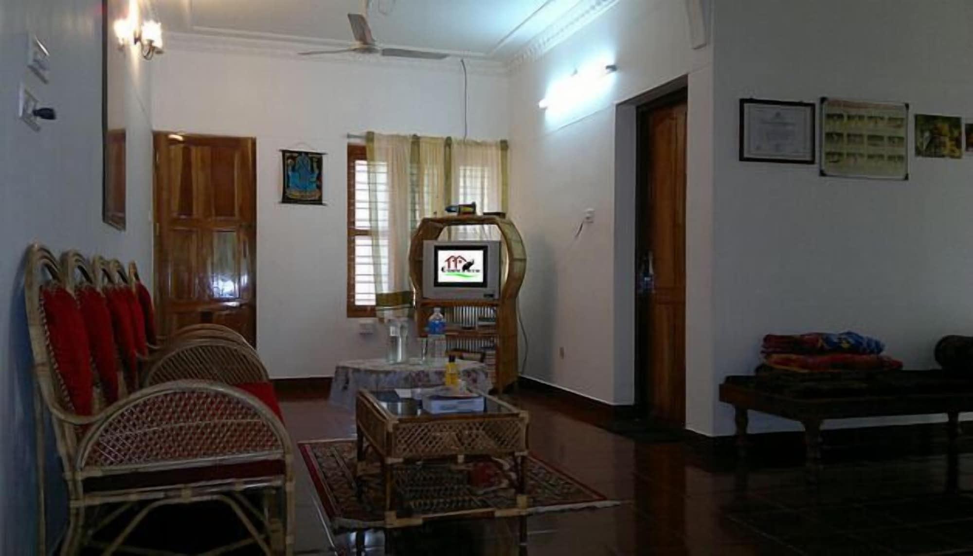 Vista Lobby Ganesh House Homestay