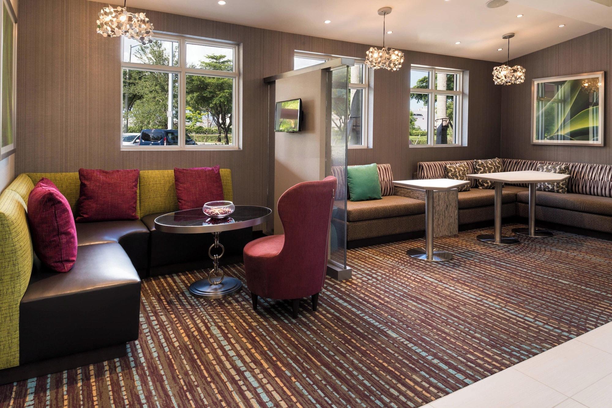 Vista Lobby Residence Inn by Marriott Miami West / FL Turnpike
