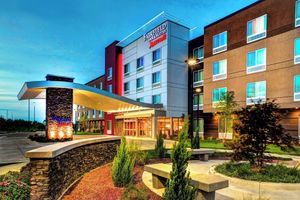 Alojamiento - Fairfield Inn & Suites Lansing at Eastwood