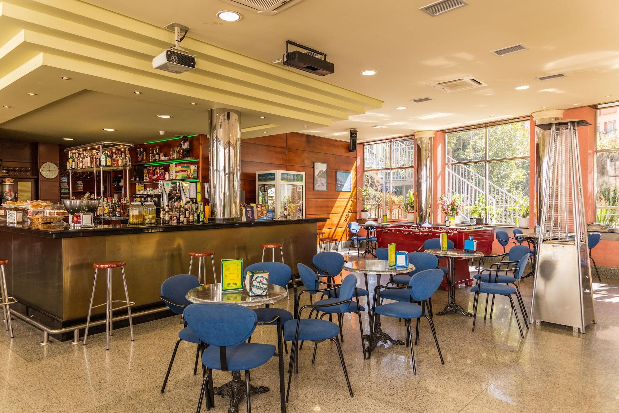 Bar/Salón Hotel Parras