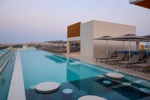 Alojamiento - Novotel Malta Sliema