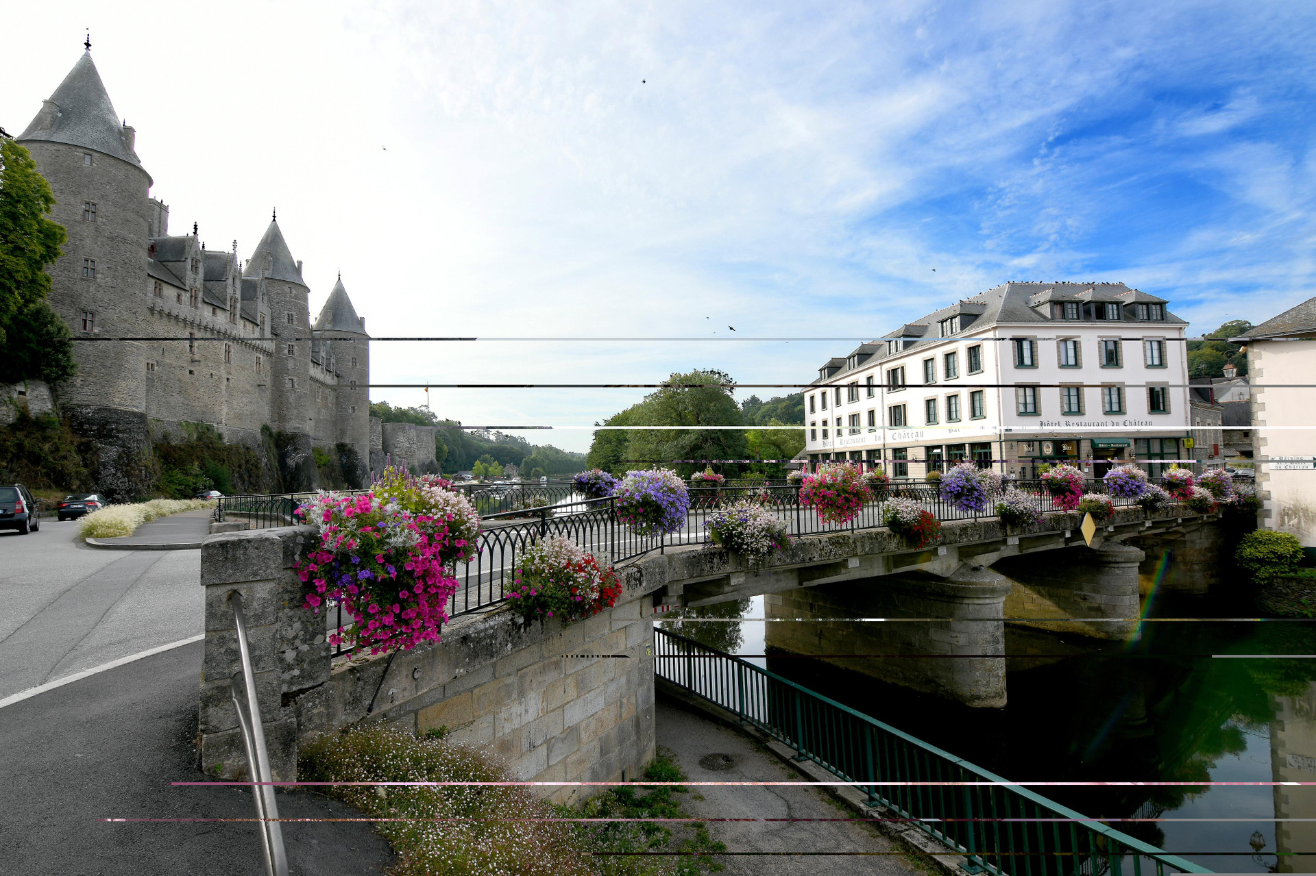 Varios Logis Hotel du Chateau