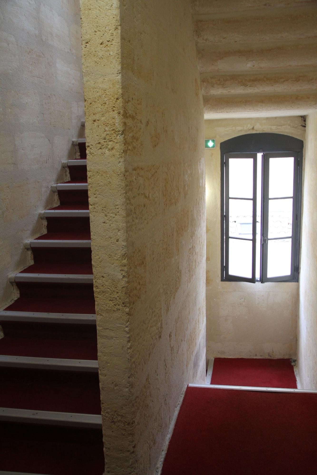 Varios Hôtel de la Boëtie