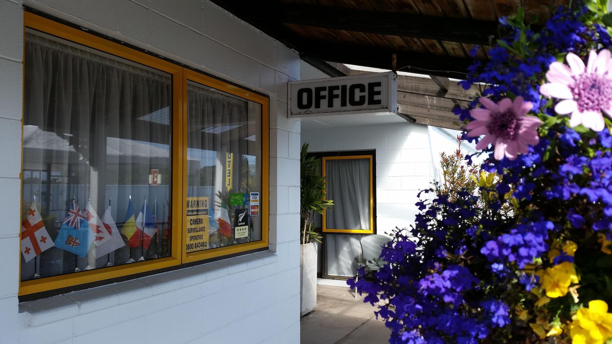 Vista Exterior Accommodation Te Puna