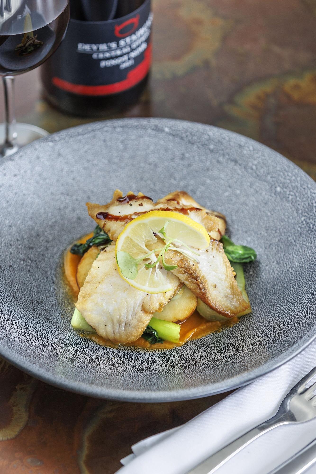 Restaurant Hidden Lake Hotel and Apartments