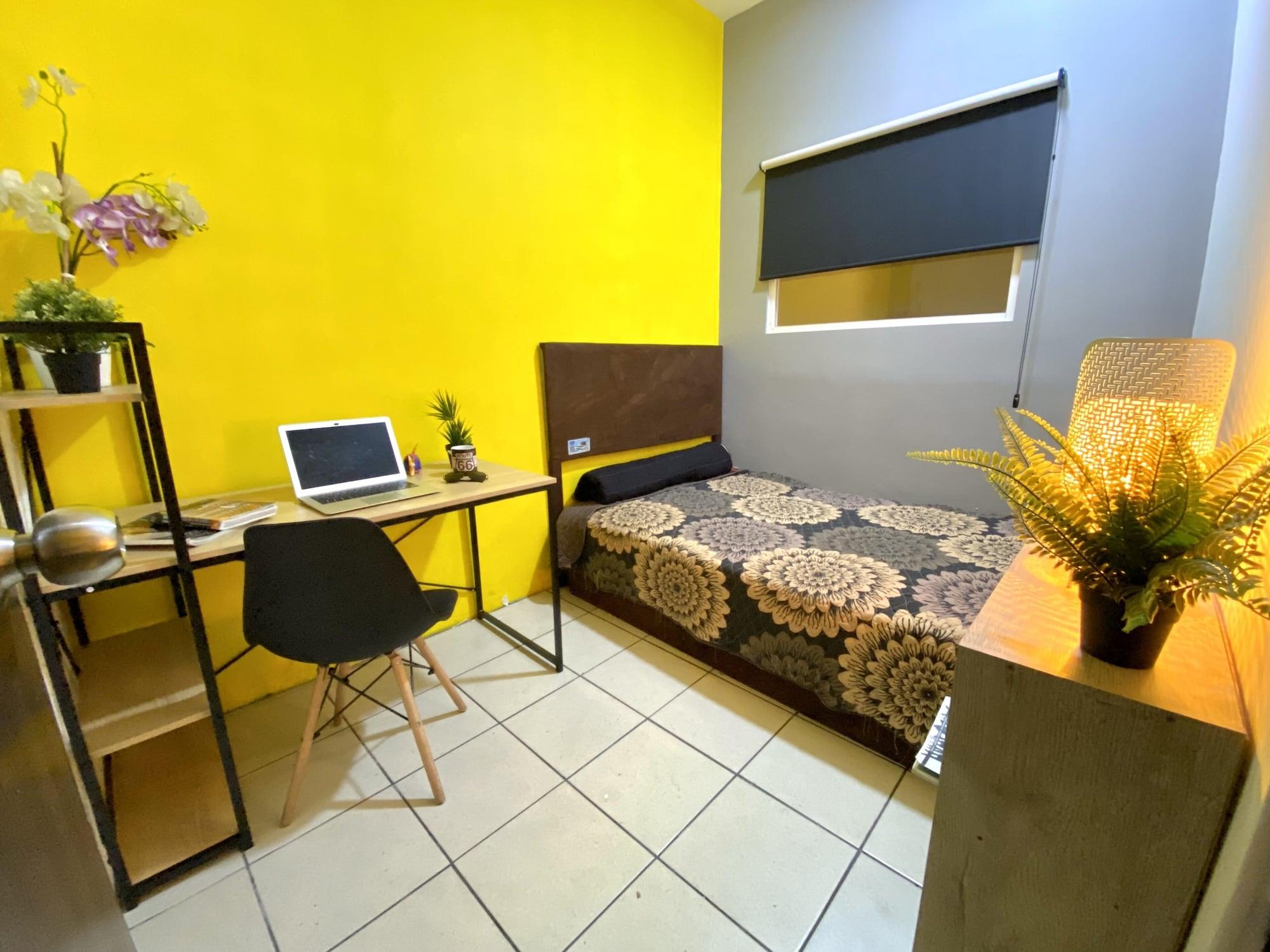 Habitación ROOMIES HOSTEL - Santa Maria La Ribera