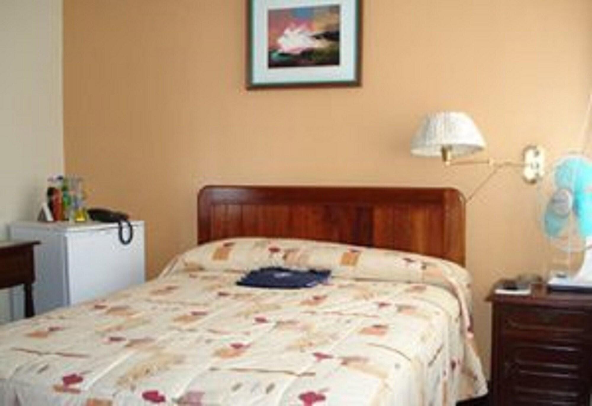 Varios Hotel Regents