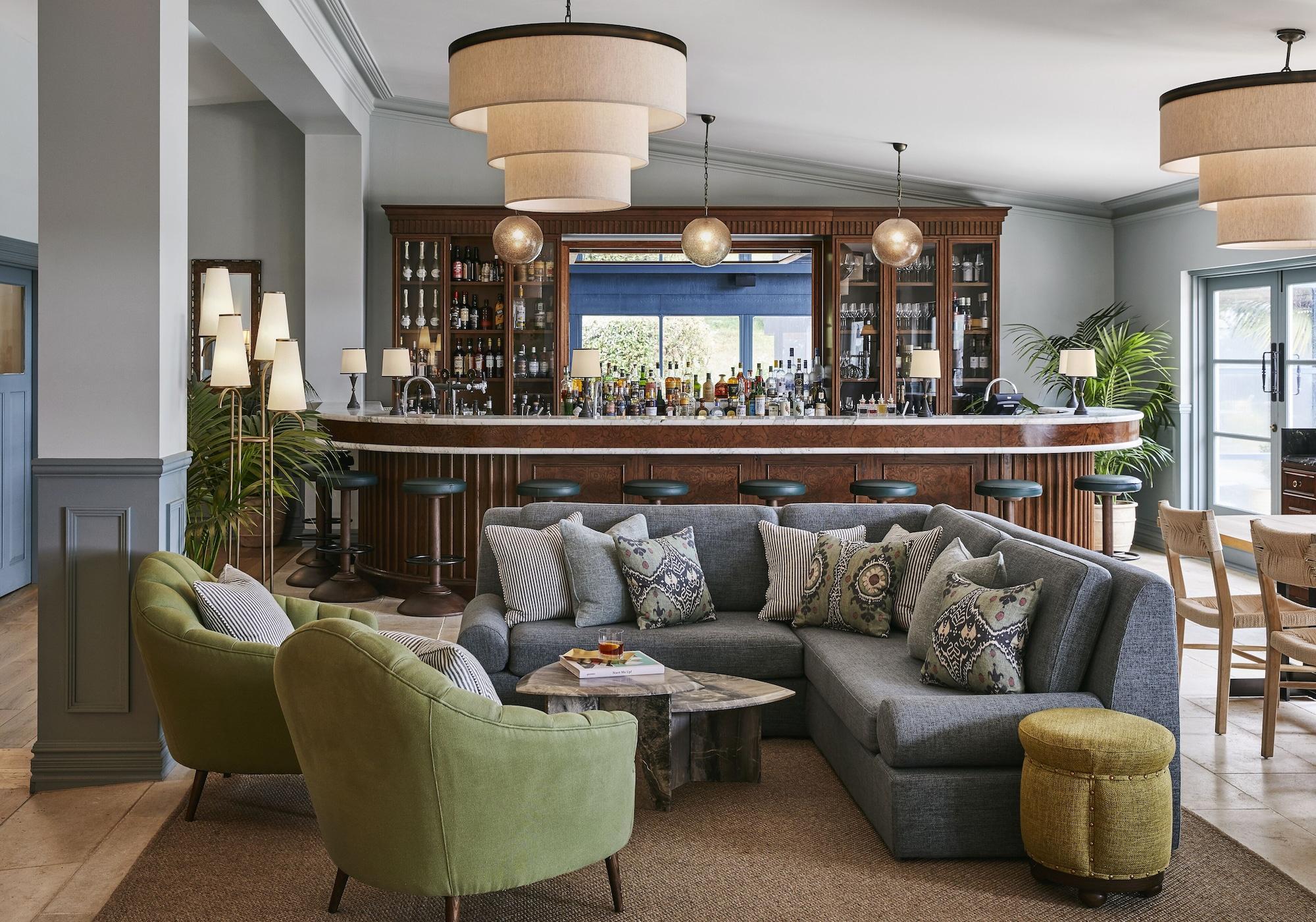 Bar/Salón Osborn House
