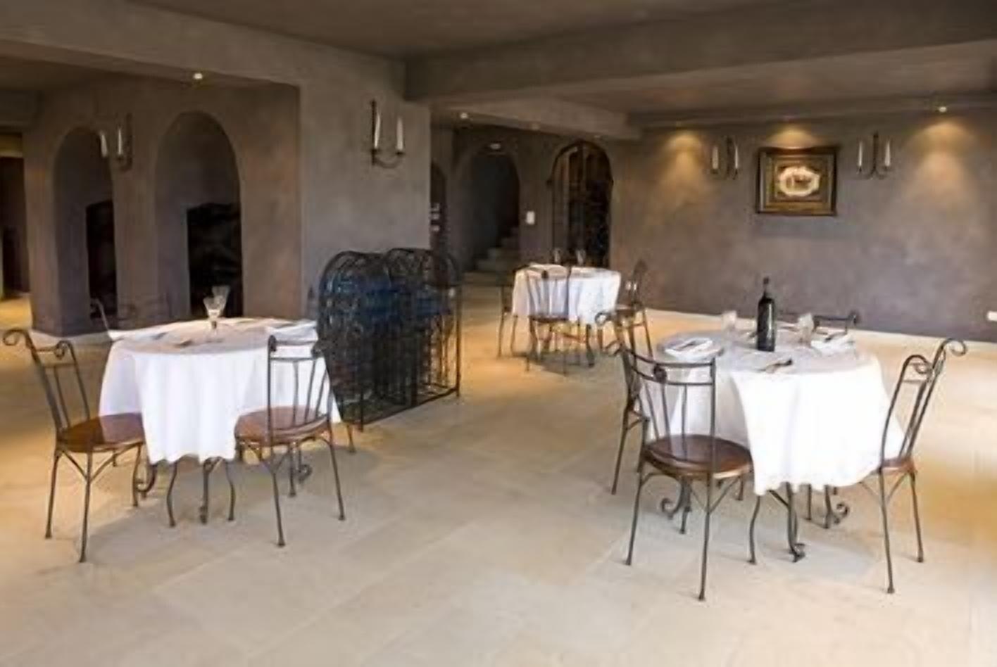 Restaurant Victoria's at Ewingsdale Byron Bay