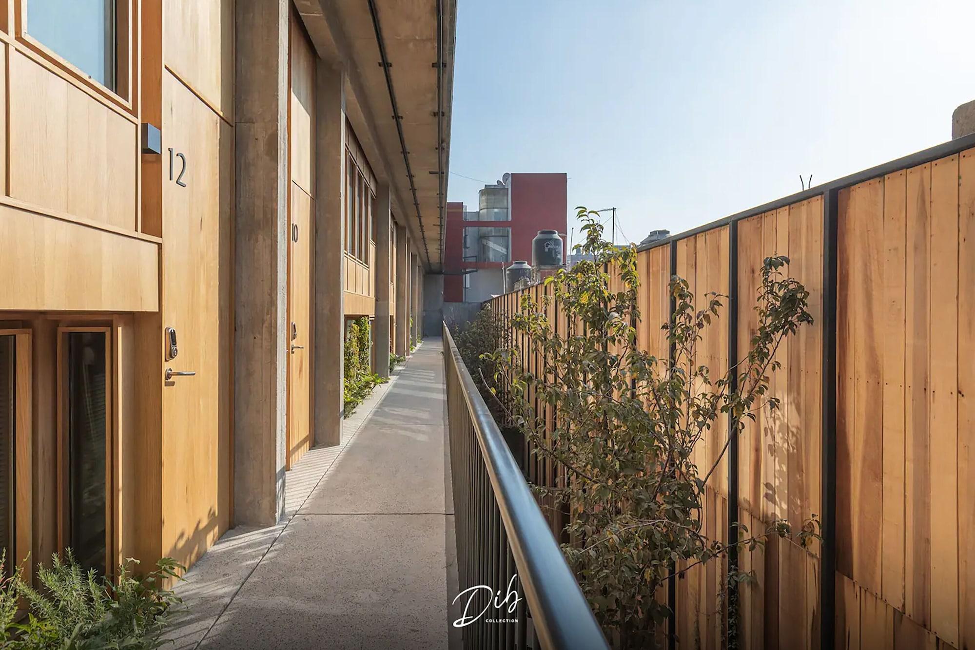 Vista Exterior Dib Collection
