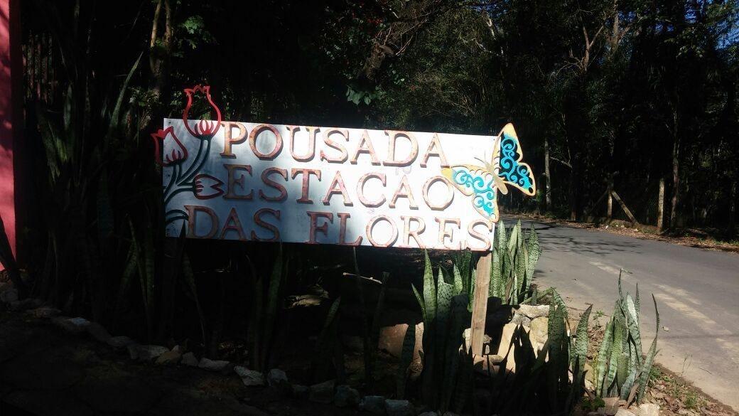 Vista Exterior Pousada Estação das Flores