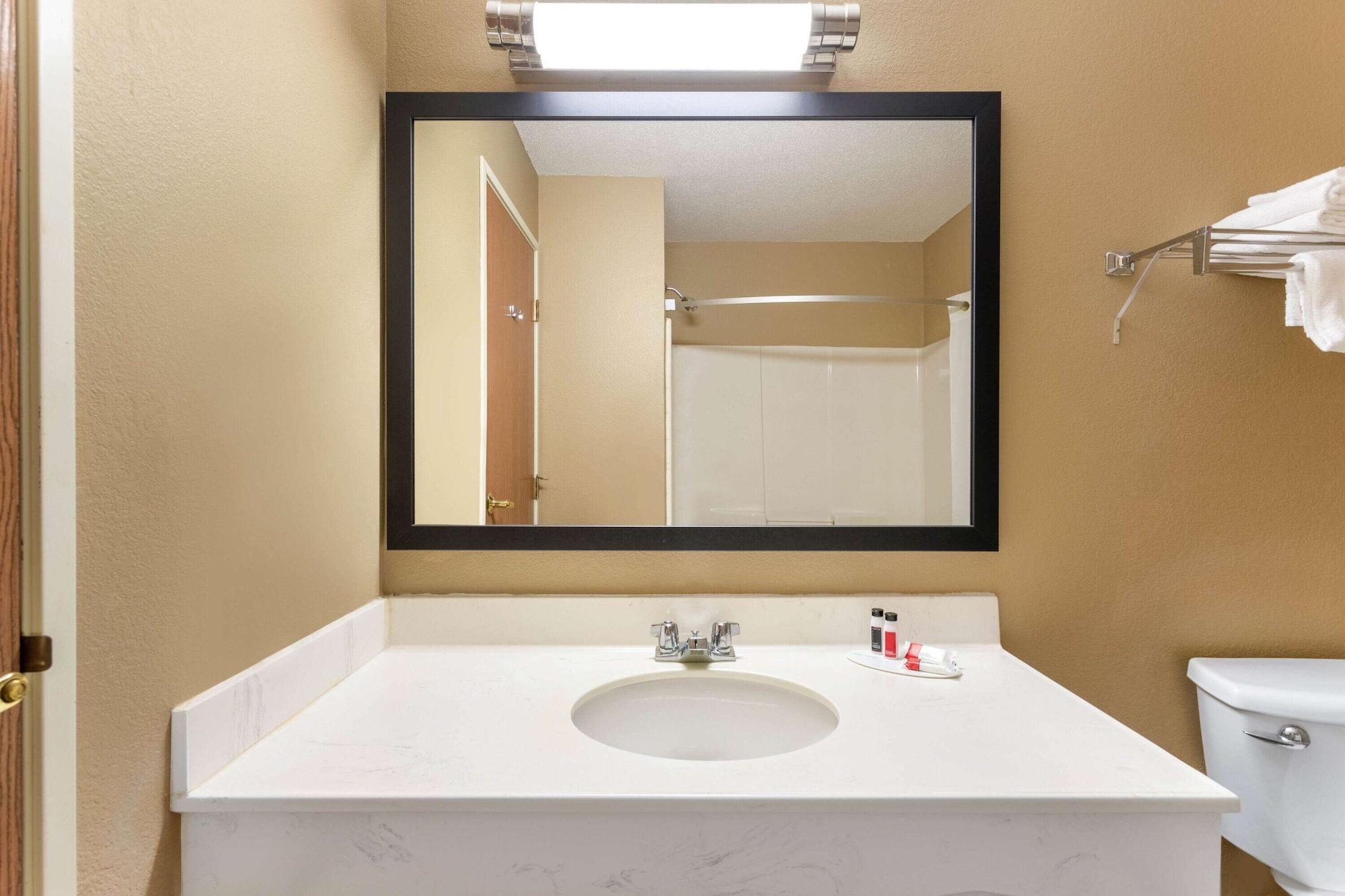 Equipamiento de Habitación Super 8 by Wyndham Goshen