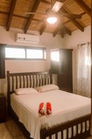 Alquiler Vacacional - Surf, Sun & Serenity – 2BR Beachfront Home at Playa Tesoro