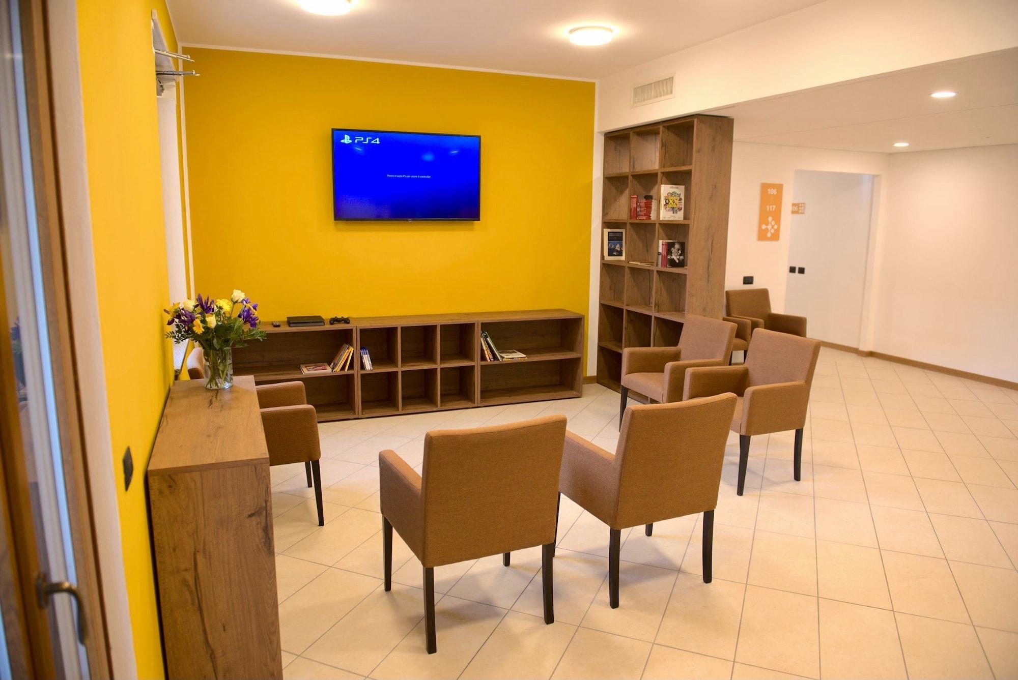 Vista Lobby Corte Milano - Hostel