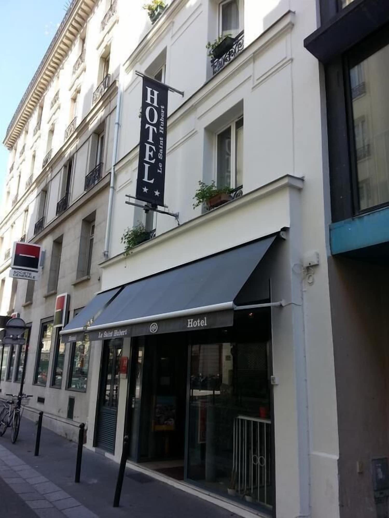 Varios Hôtel Le Saint-Hubert - Gare de Lyon Bastille