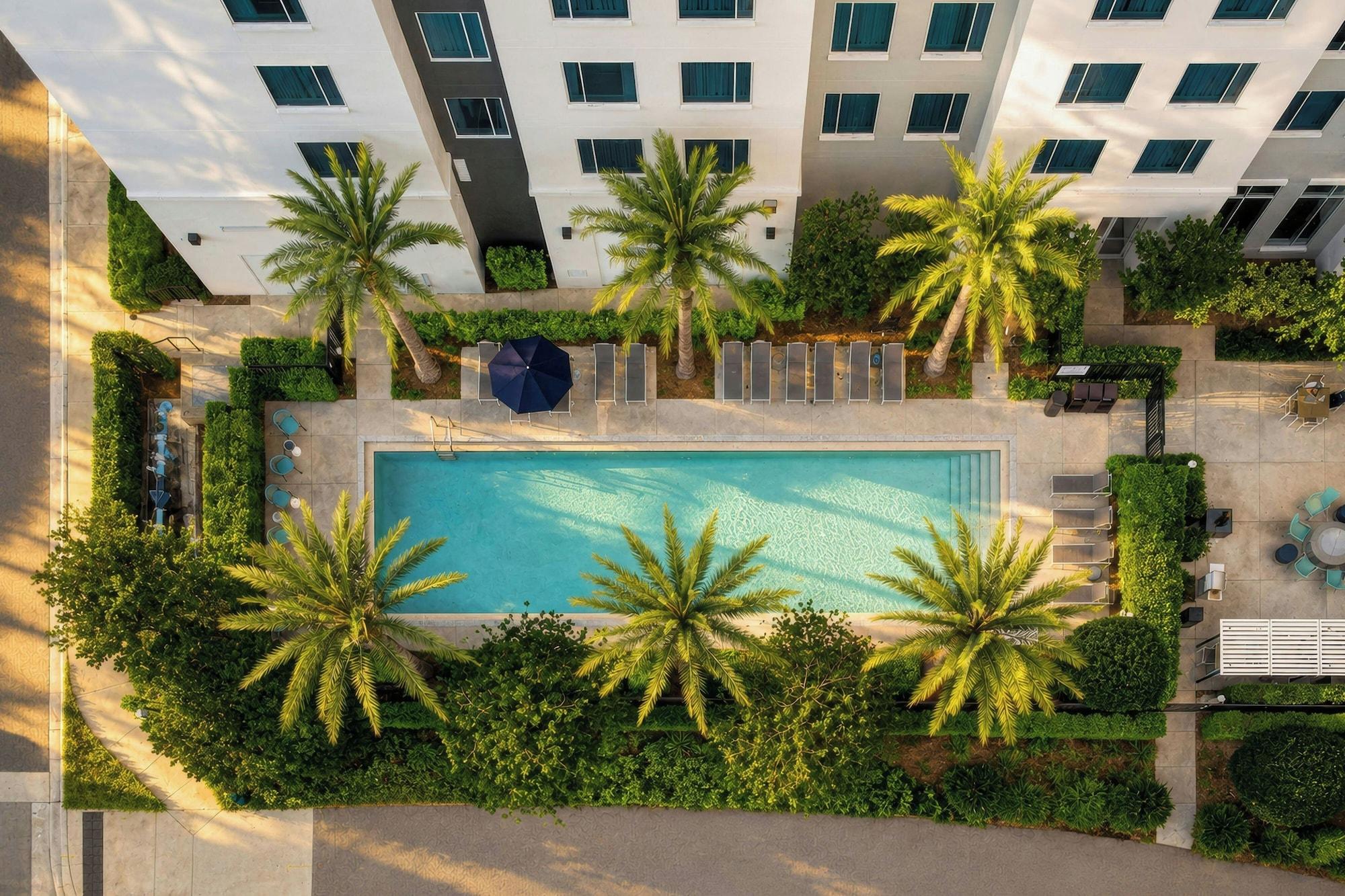 Vista Piscina Residence Inn Orlando Lake Nona