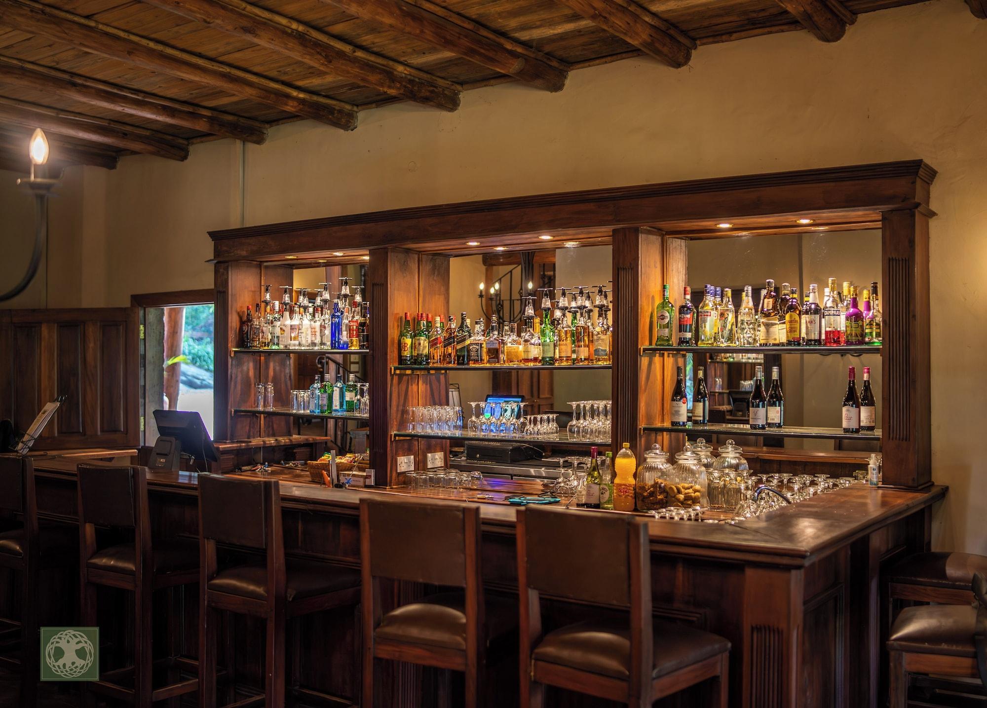 Bar/Salón Kumbali Country Lodge