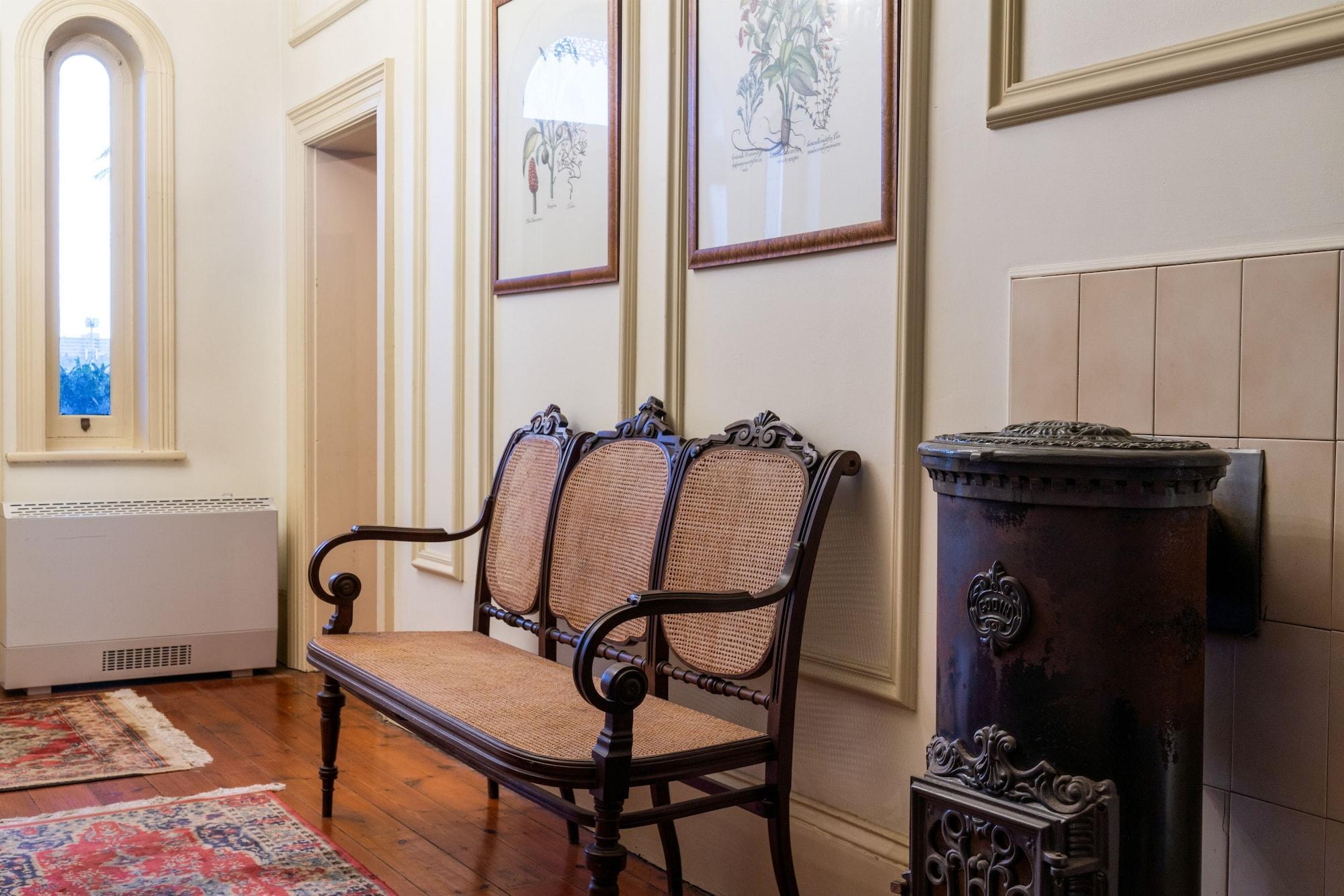 Vista Lobby Colhurst House