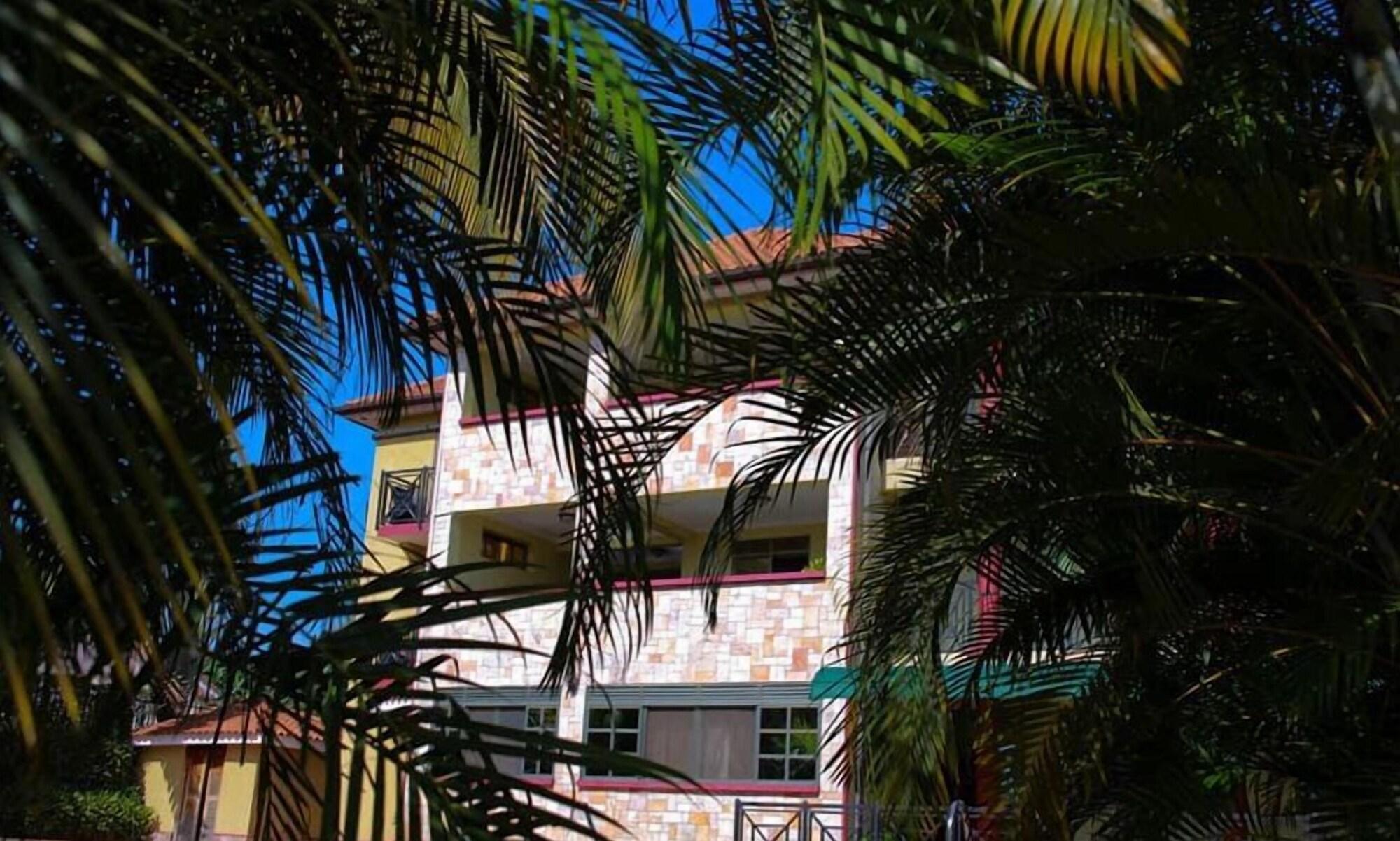 Vista Exterior Rosemary Courts Hotel