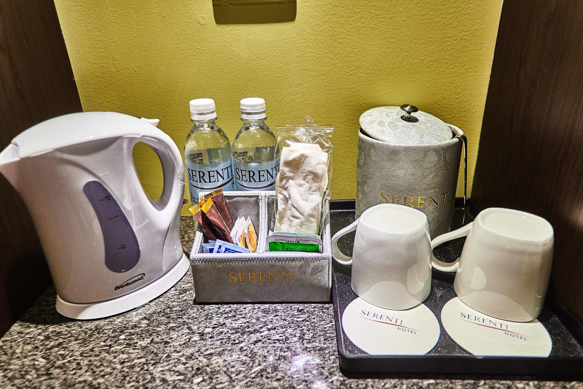 Set de Habitación Serenti Hotel