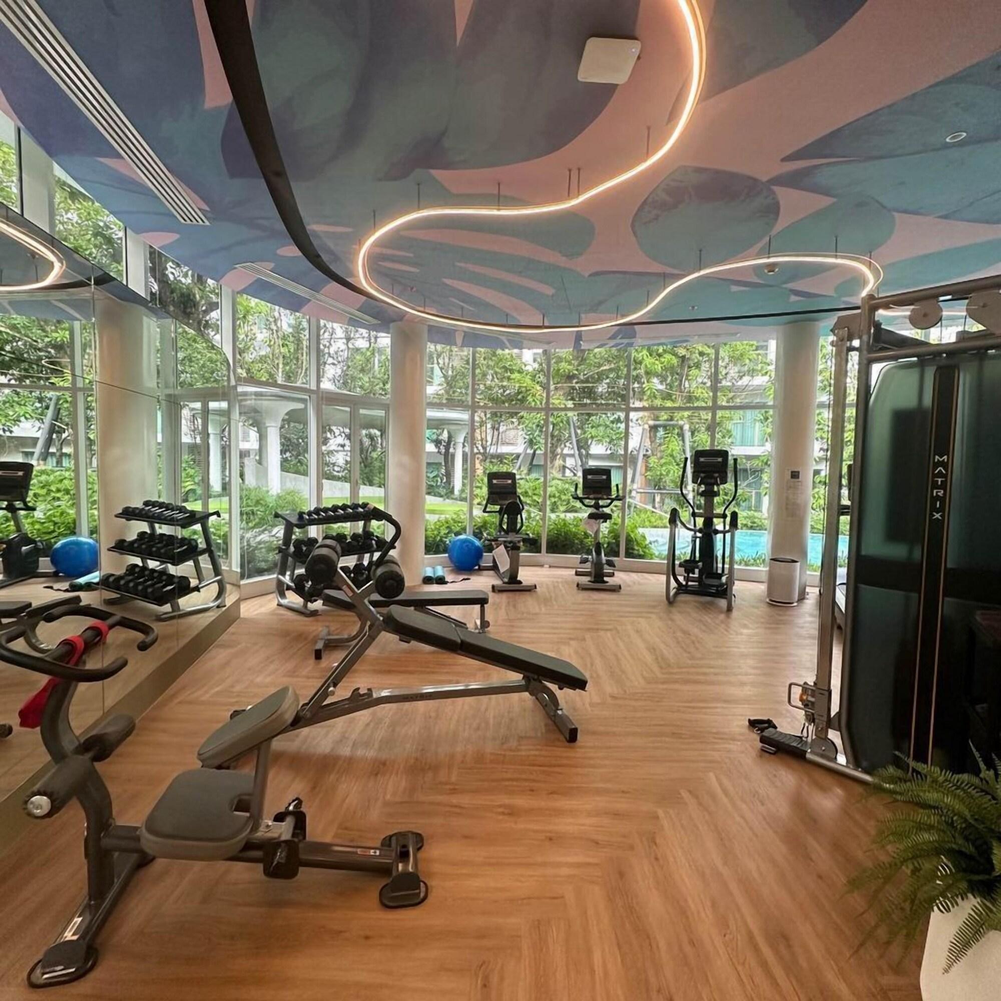 Gimnasio Phyll Phuket by NLA