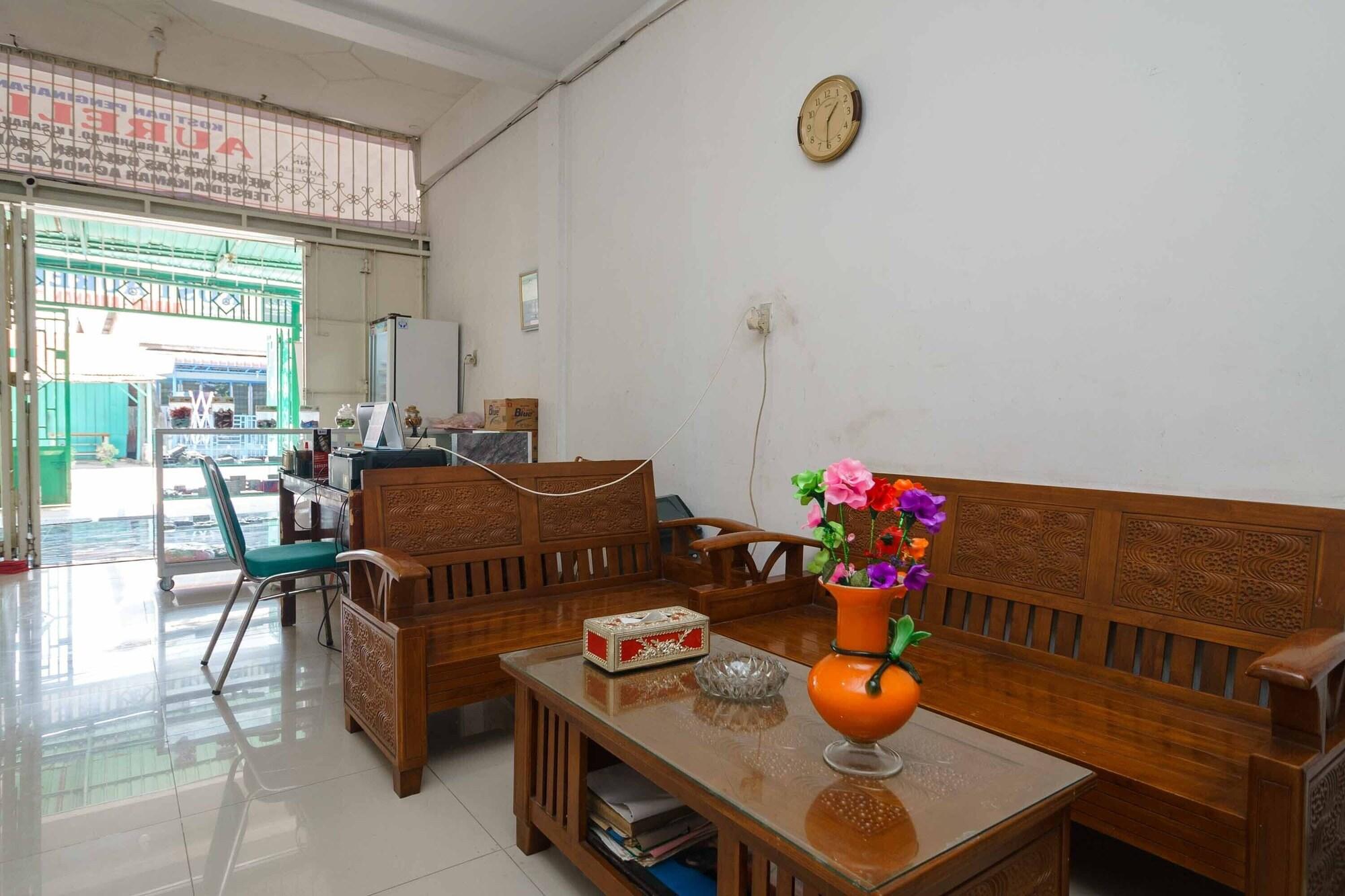 Vista Lobby RedDoorz Syariah near Stasiun Kereta Api Kisaran