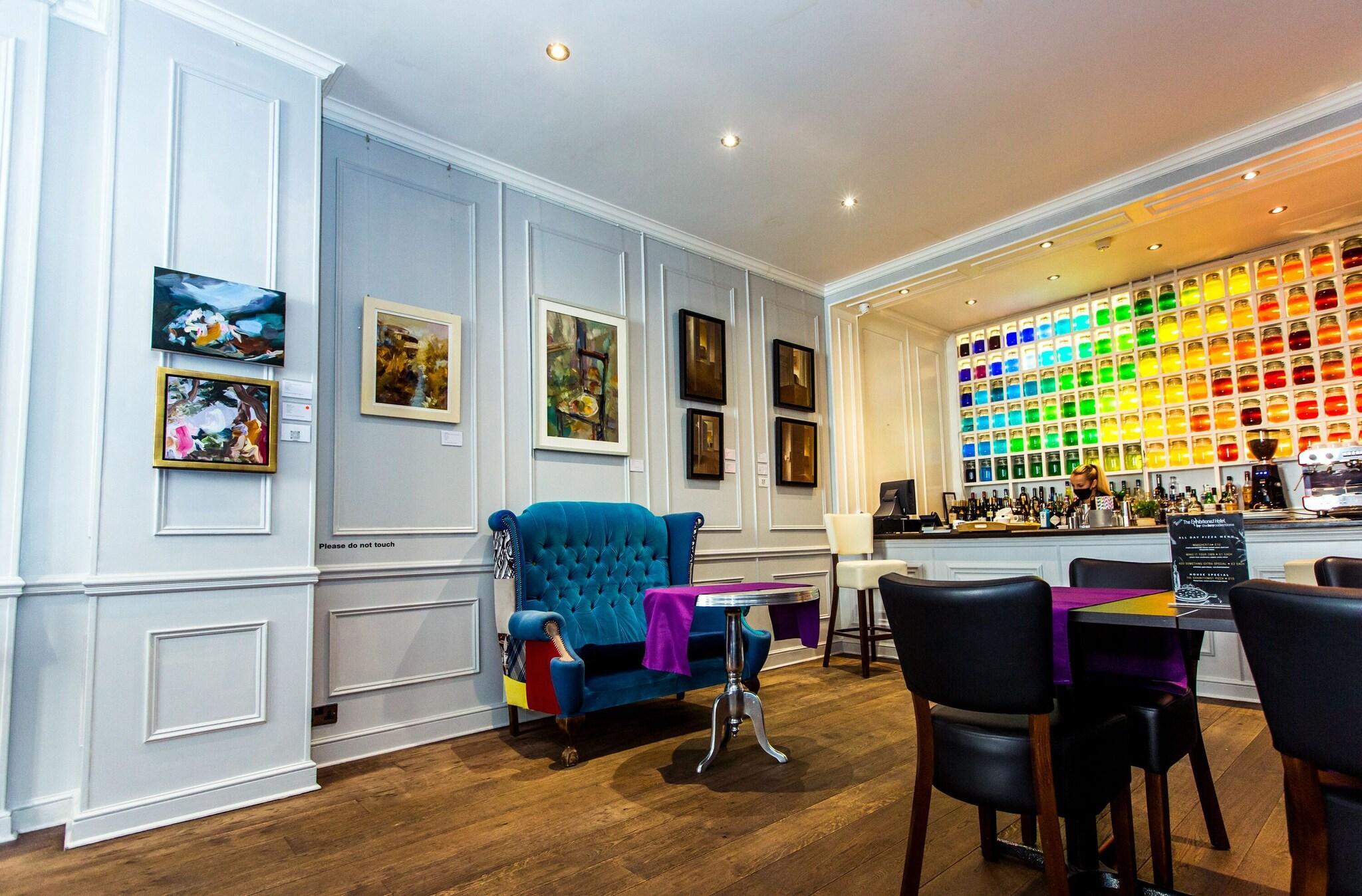 Bar/Salón The Exhibitionist Hotel