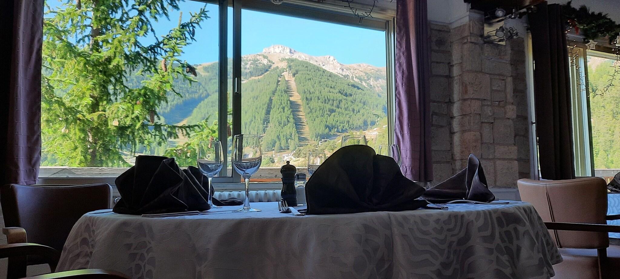 Restaurant Hotel Chastellares