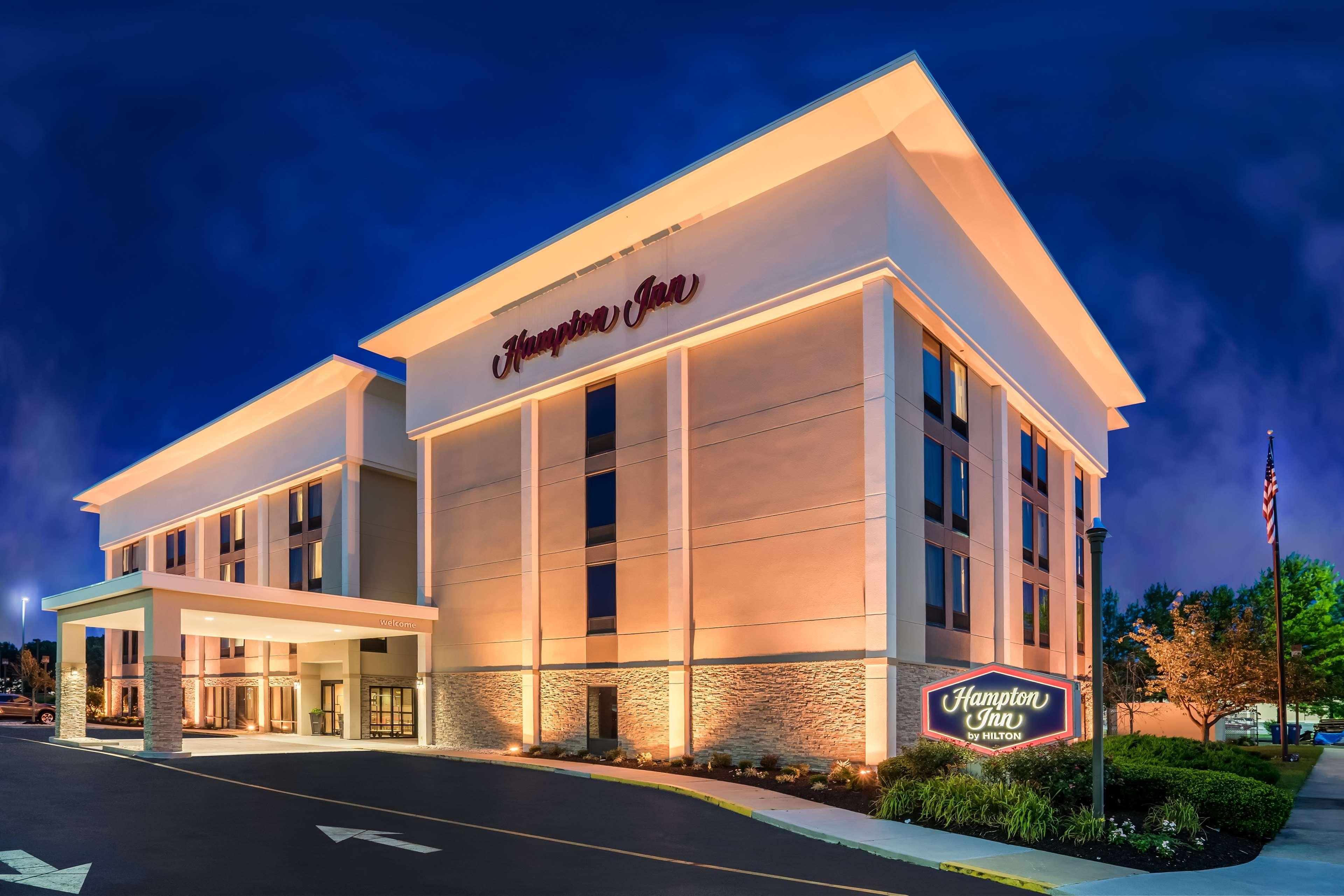Vista Exterior Hampton Inn Dover