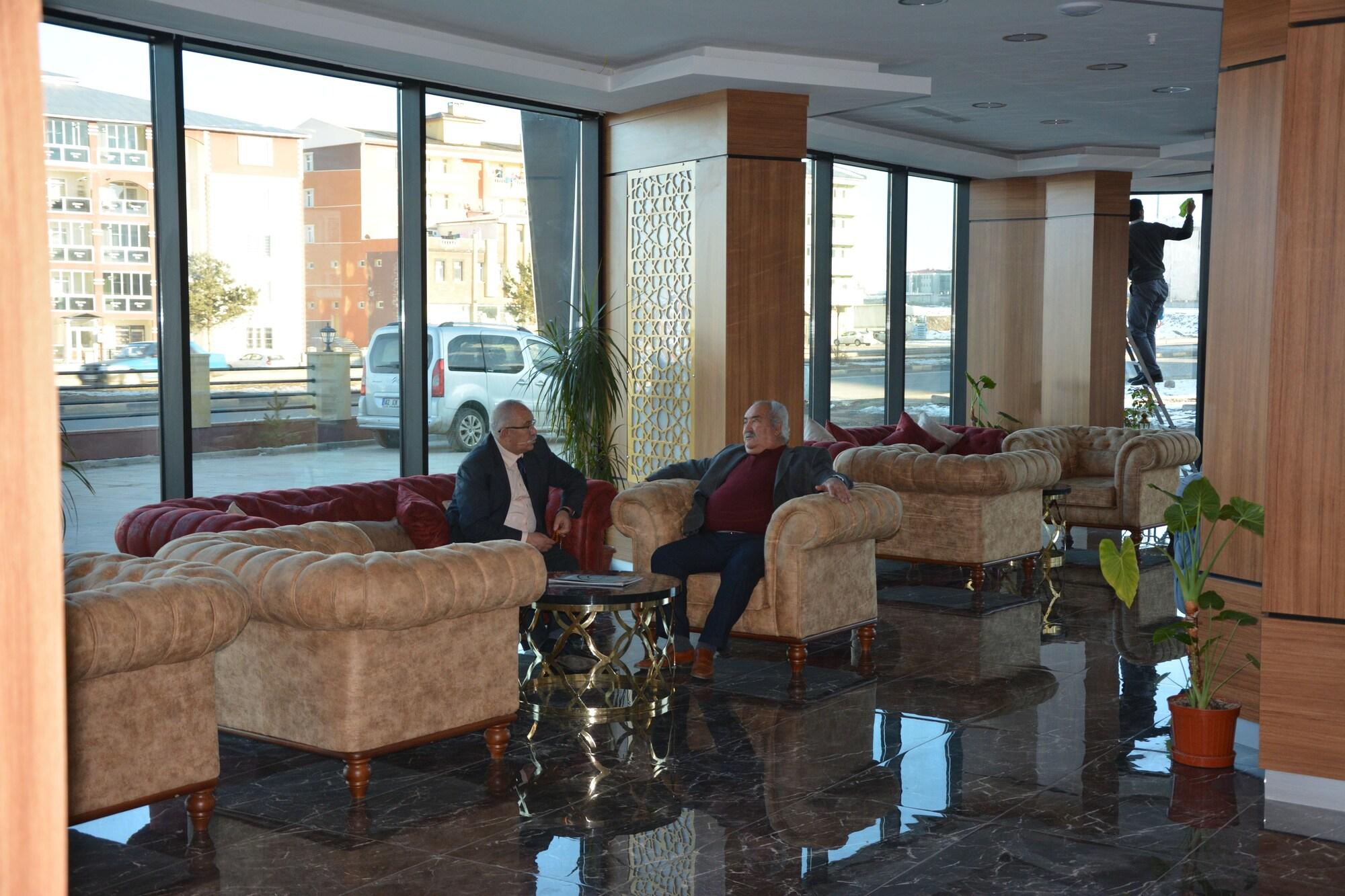 Vista Lobby Winter City Hotel