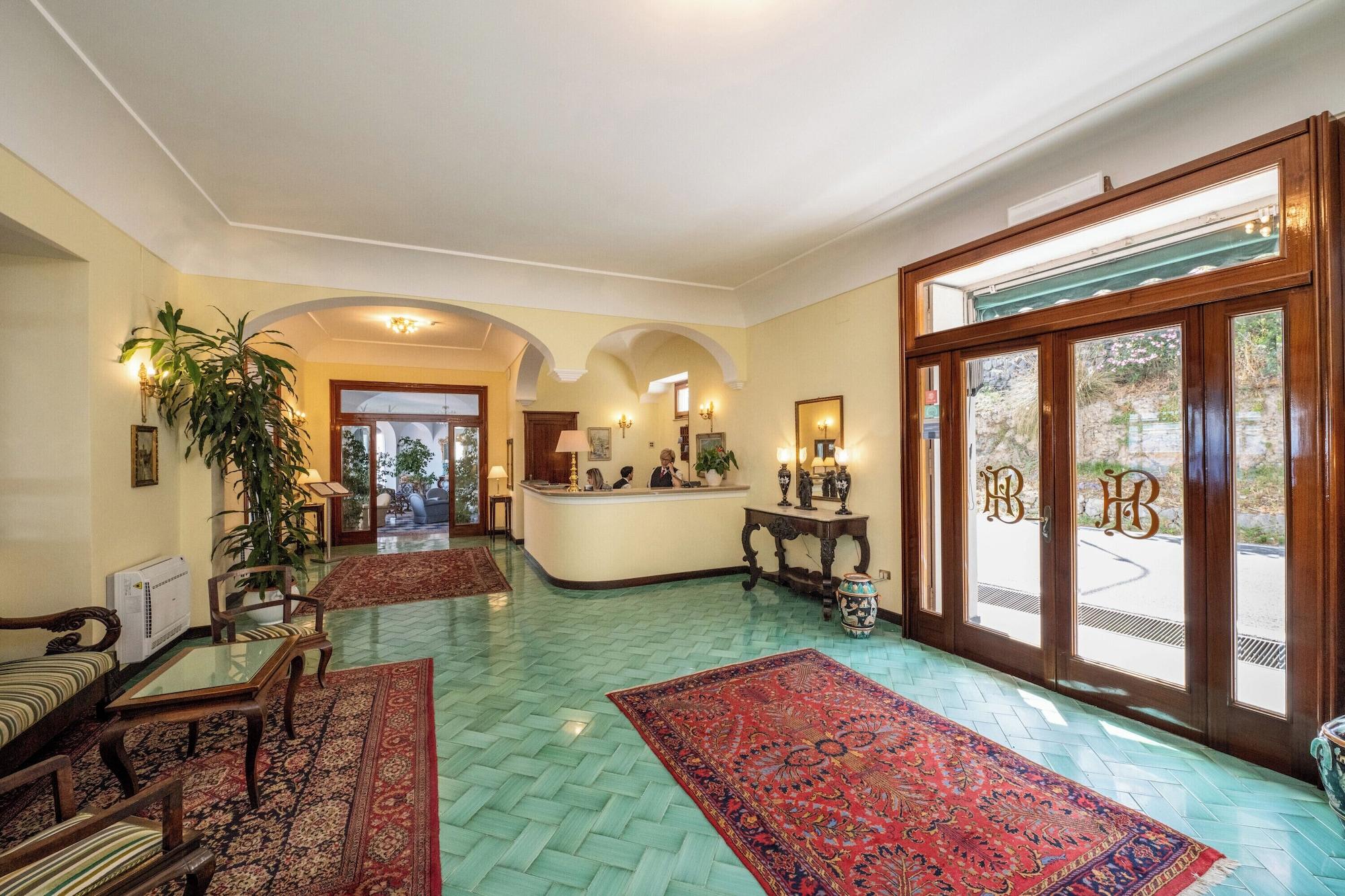Vista Lobby Hotel Belvedere